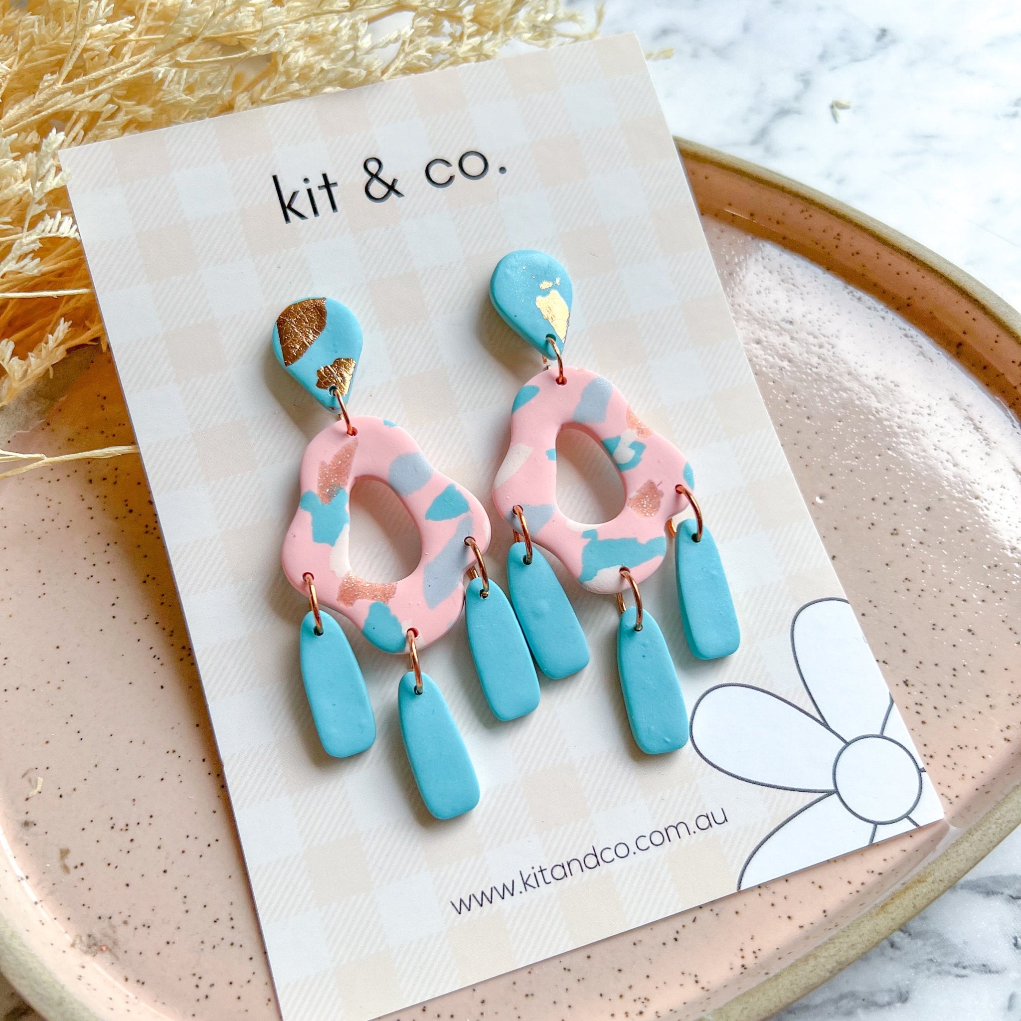 "Olly" Organic Donut - Kit & Co.Cutter