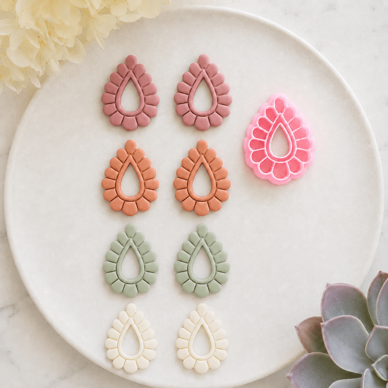 "Evie" Clay Cutter NEW! - Kit & Co.Cutter