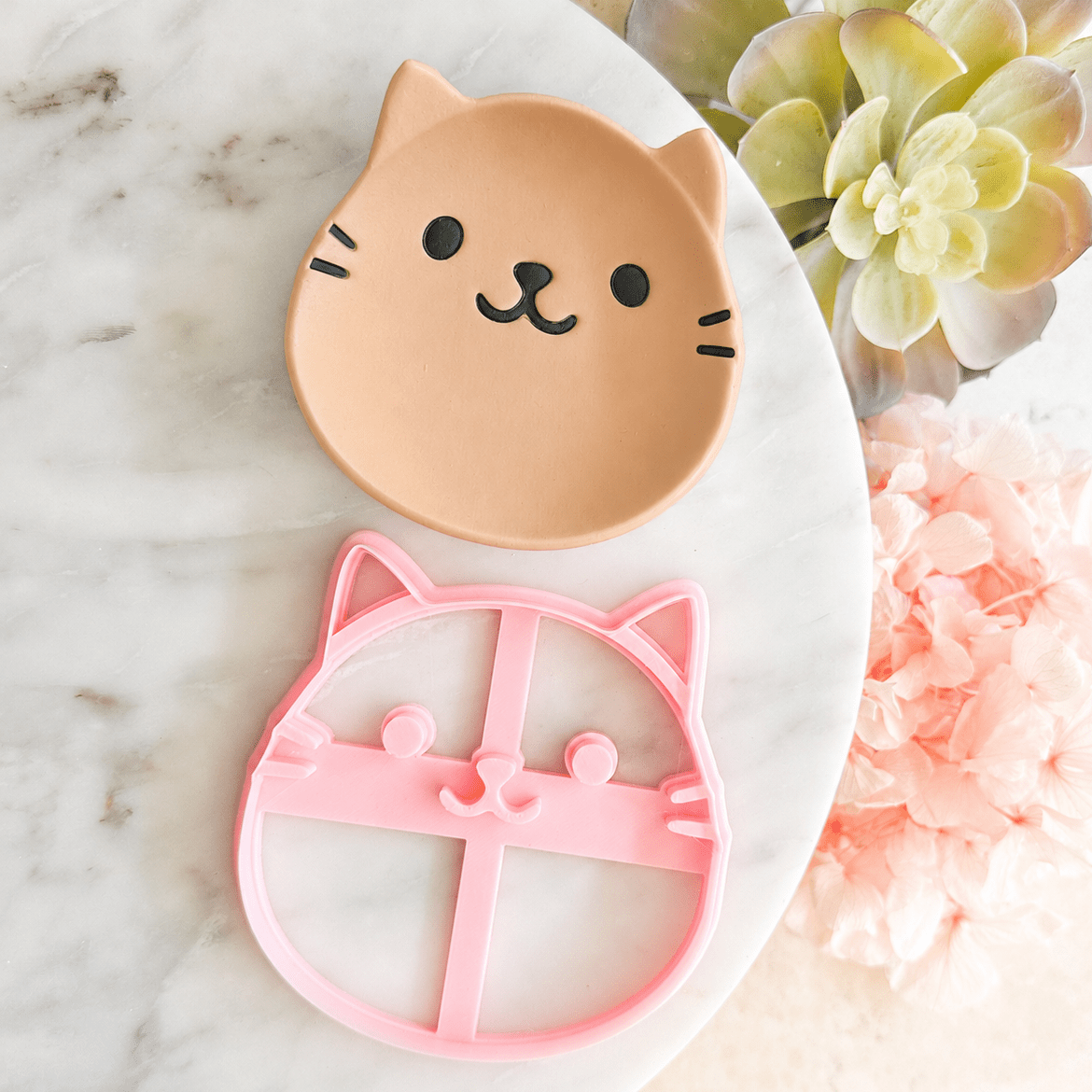 Cat Trinket Dish Cutter - Kit & Co.Cutter