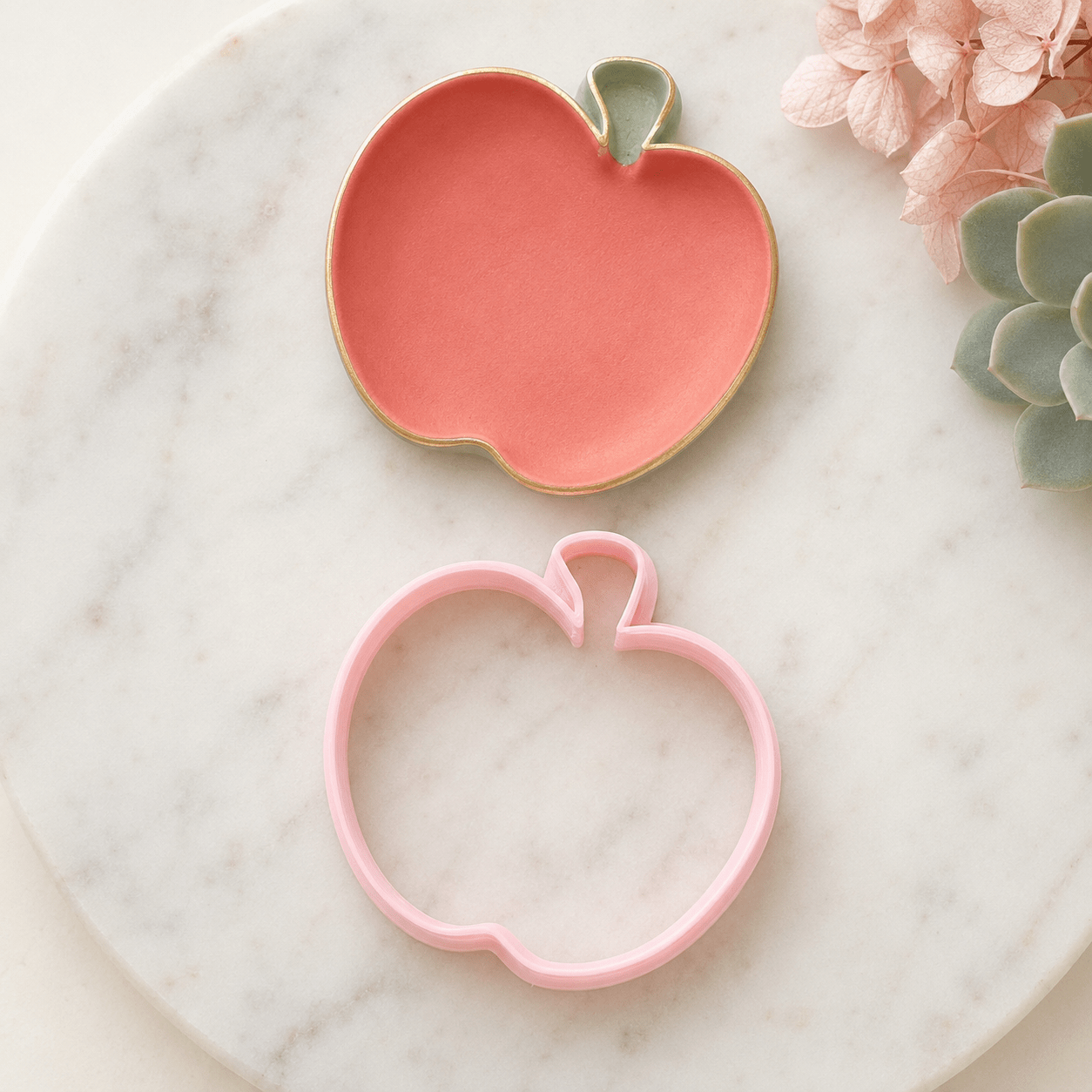 Apple Trinket Dish Cutter - Kit & Co.Cutter
