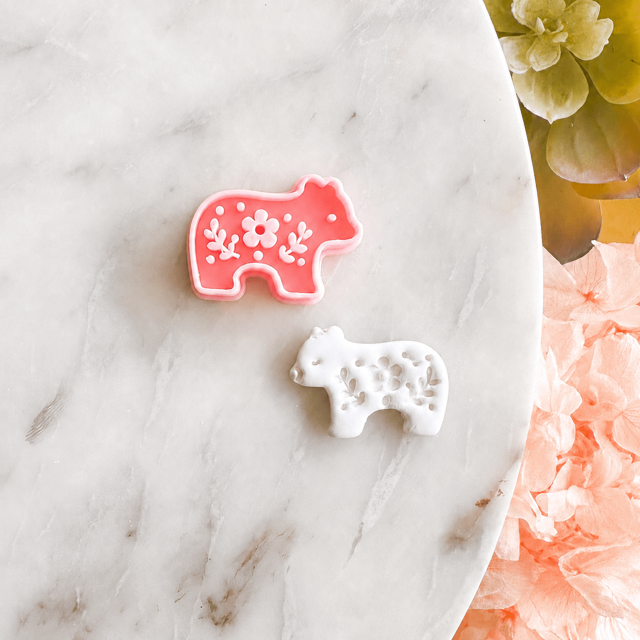 "Folk Art Bear" Clay Cutter - Kit & Co.Cutter