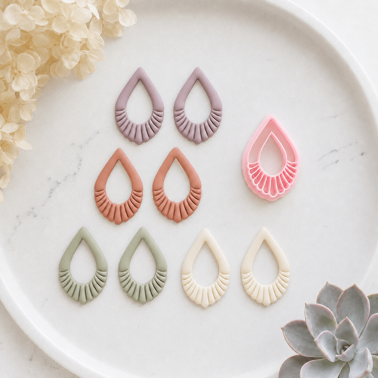 “Nina" Clay Cutter NEW! - Kit & Co.Cutter
