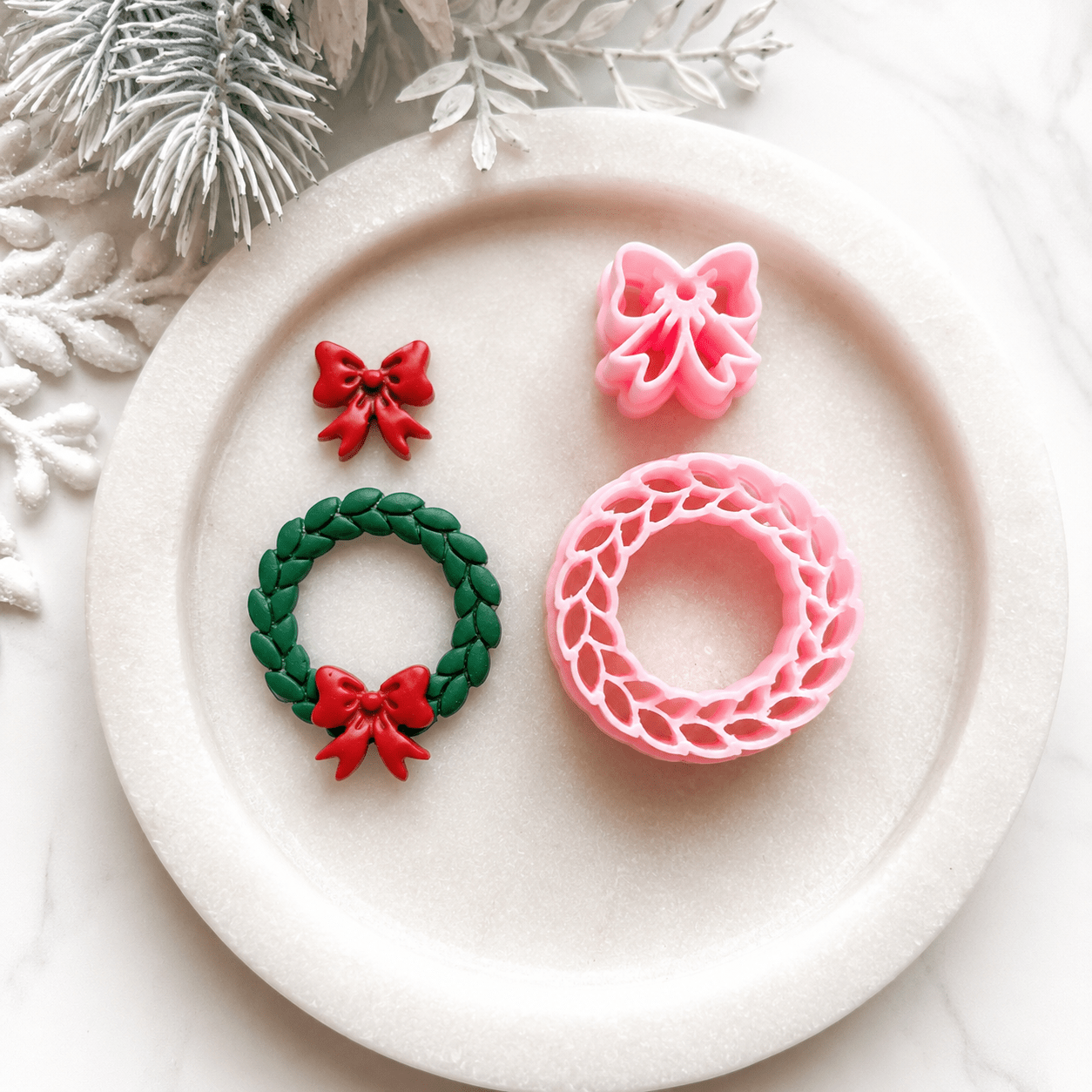 "Wreath with Bow" Clay Cutter Set - Kit & Co.Cutter