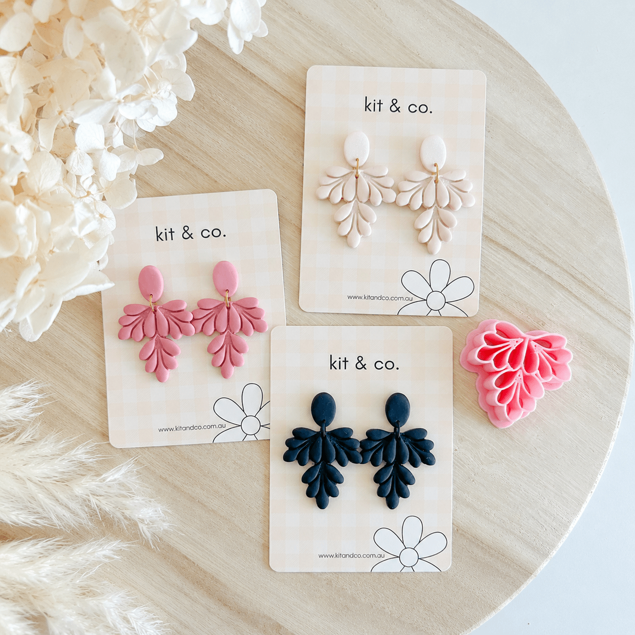 "Bella" Cutter - Kit & Co.Cutter