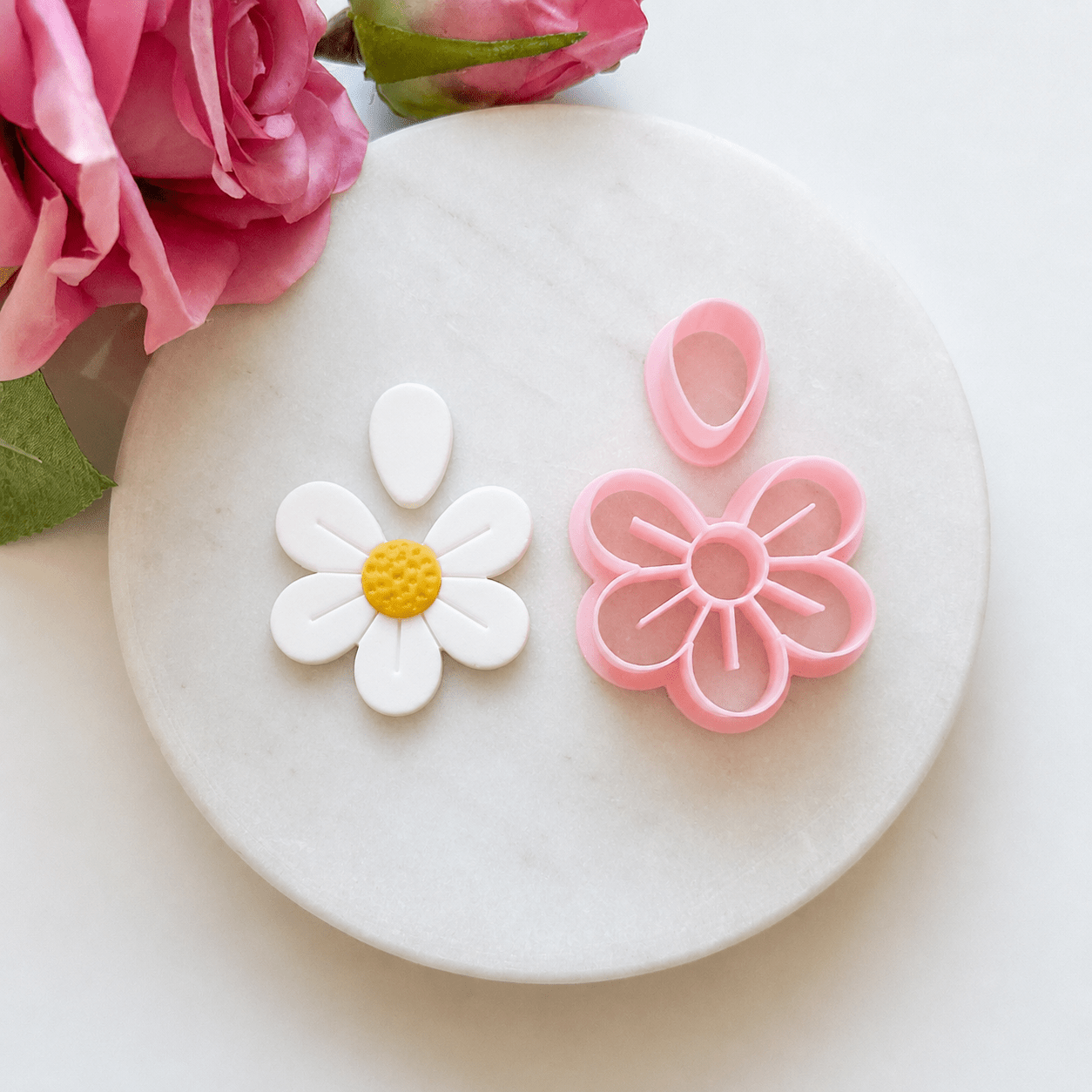 He Loves Me Daisy Cutter Set (2pc) - Kit & Co.Cutter
