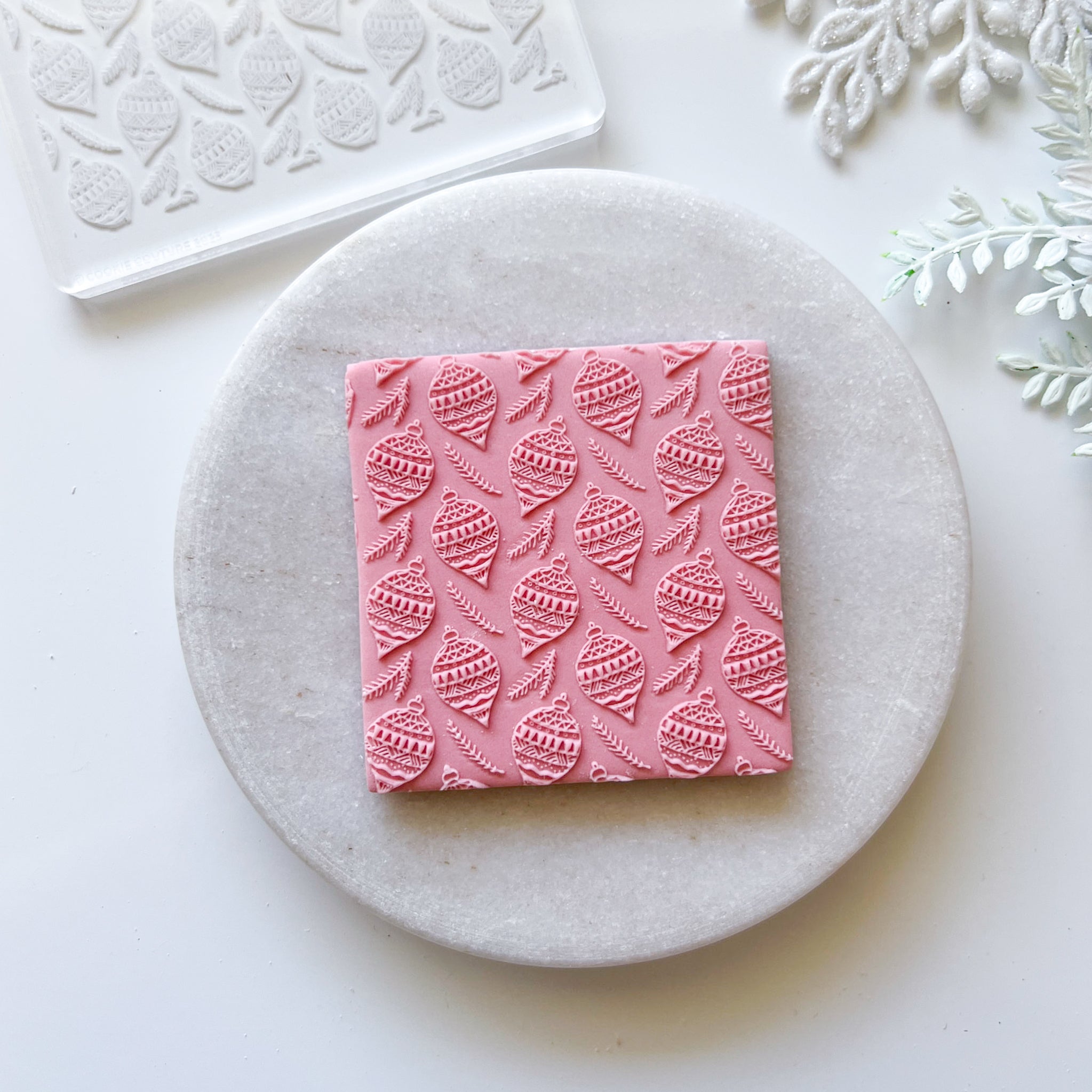 "Bauble" - Large Texture Plate - Kit & Co.Stamp
