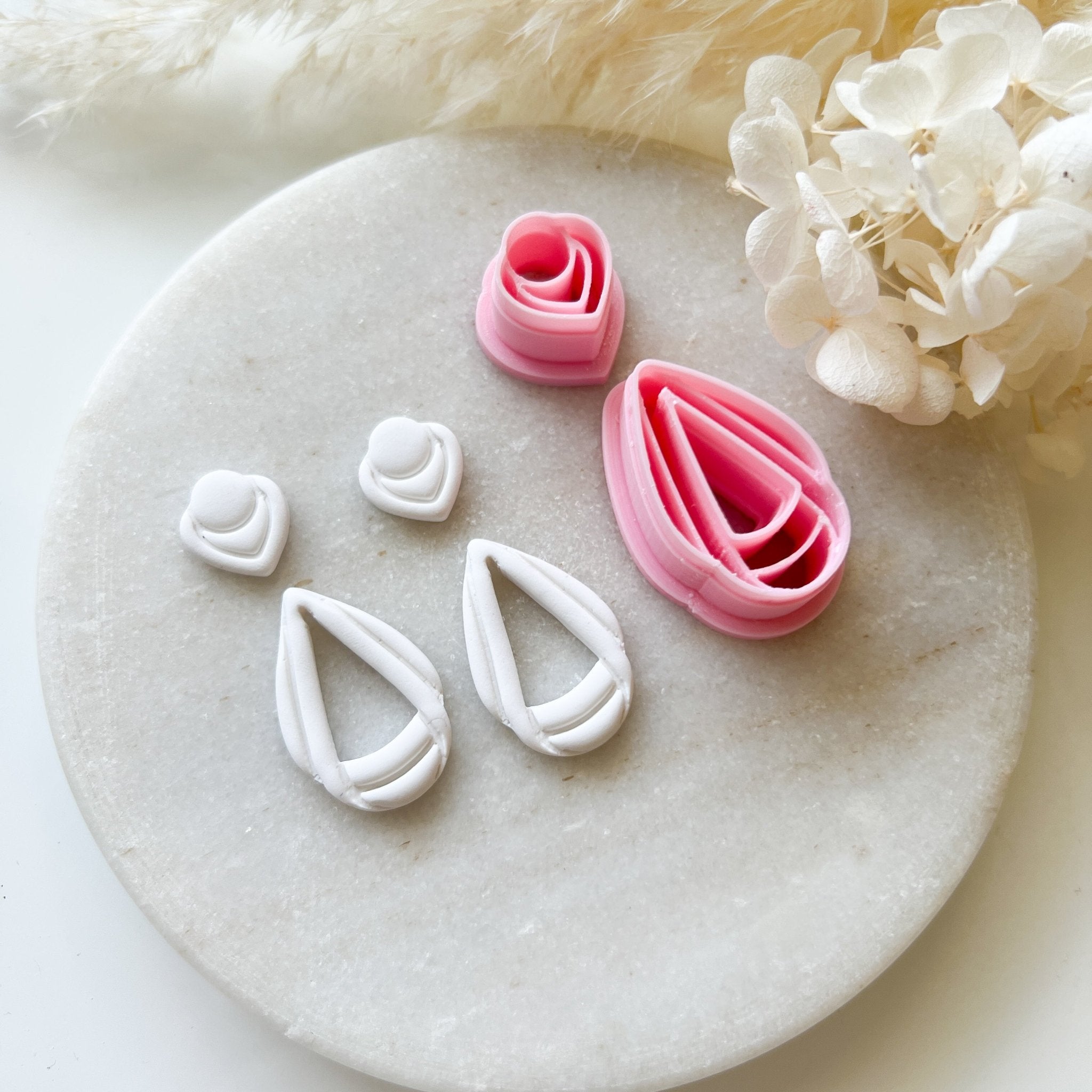 "Twisted" Cutter Set (2pc) - Kit & Co.Cutter