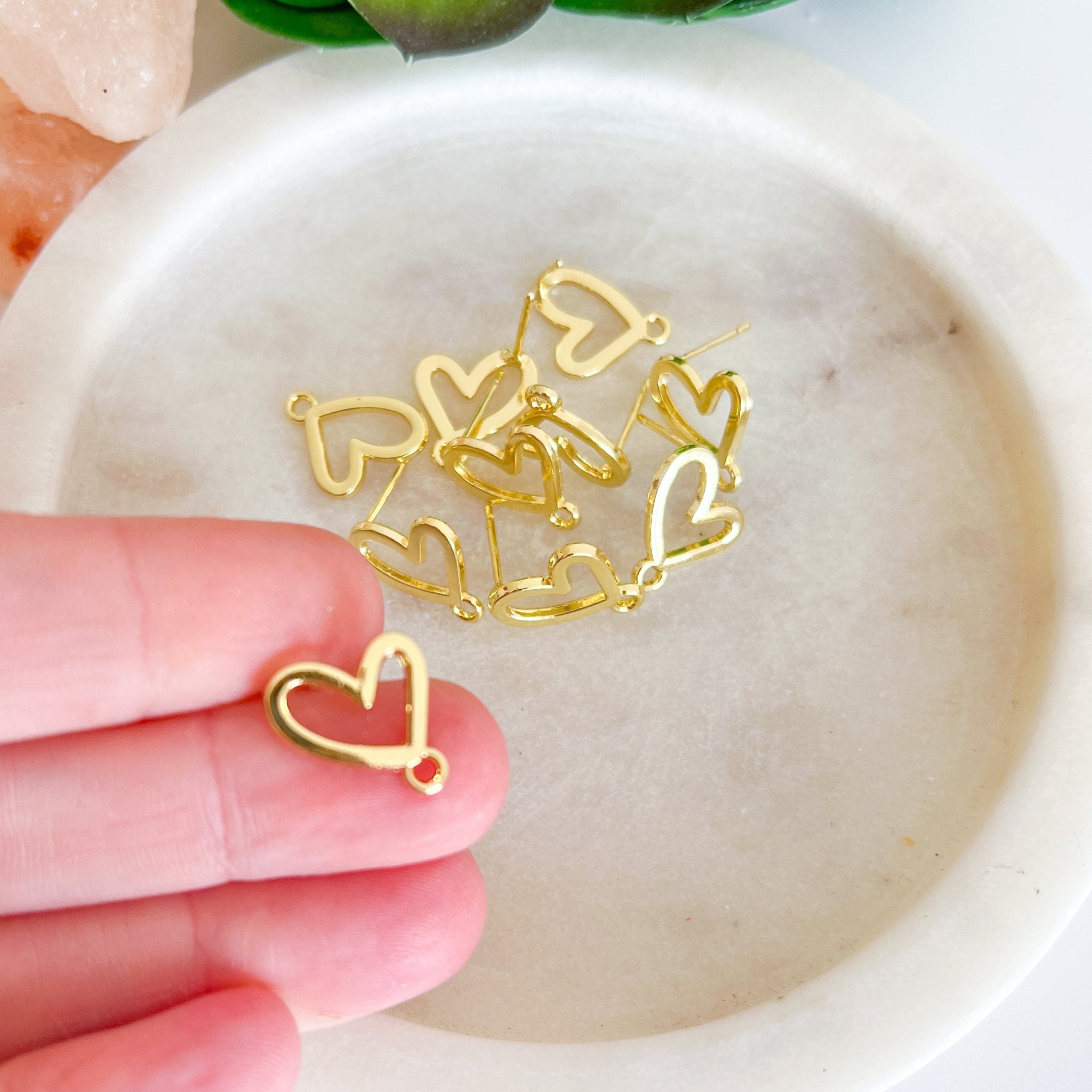 “Heart" - Earring Post (10 pcs) - Kit & Co.Tools