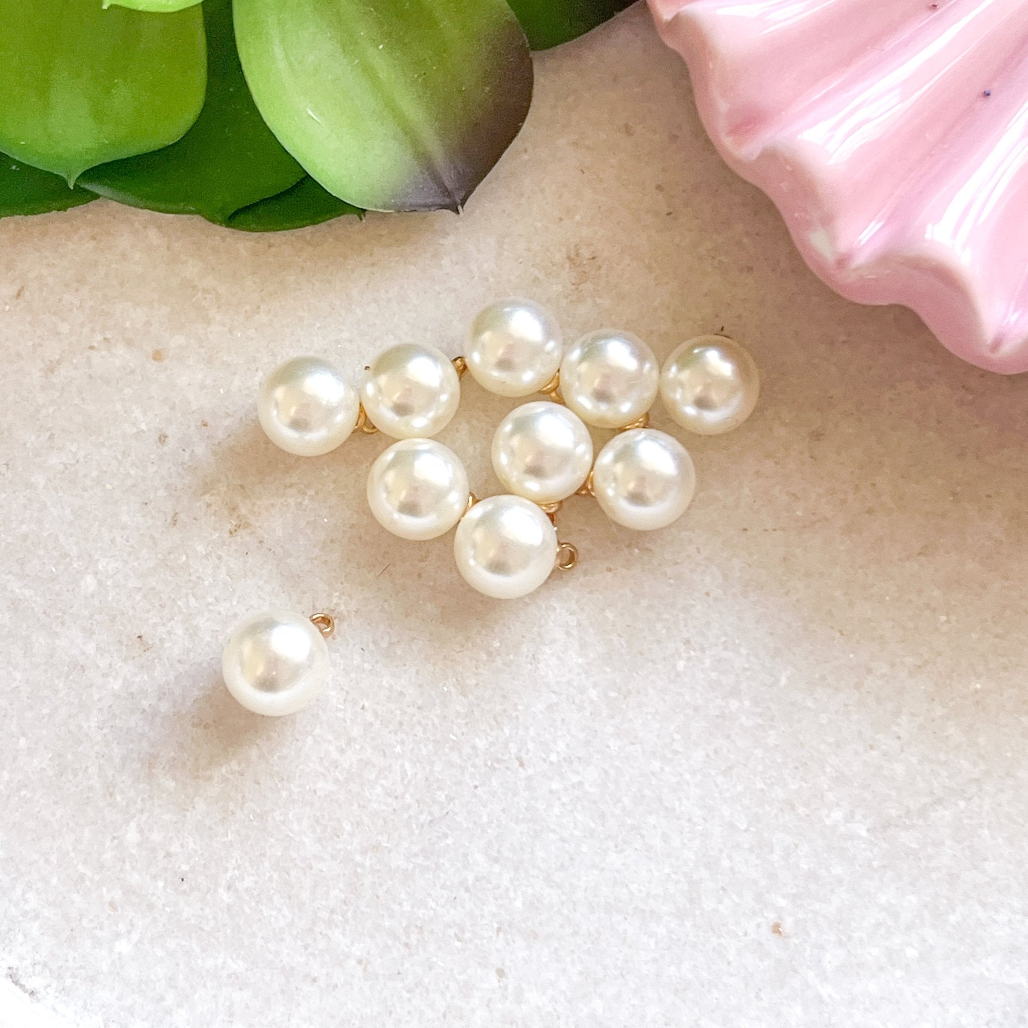 Small Round Faux Pearl Charm - 10mm (10pc) - Kit & Co.Jewelry Findings