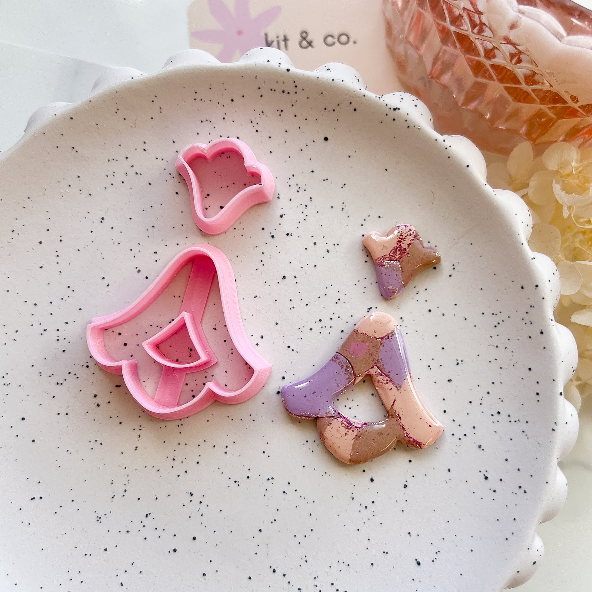 "Duchess" - Cutter with FREE Topper - Kit & Co.Cutter