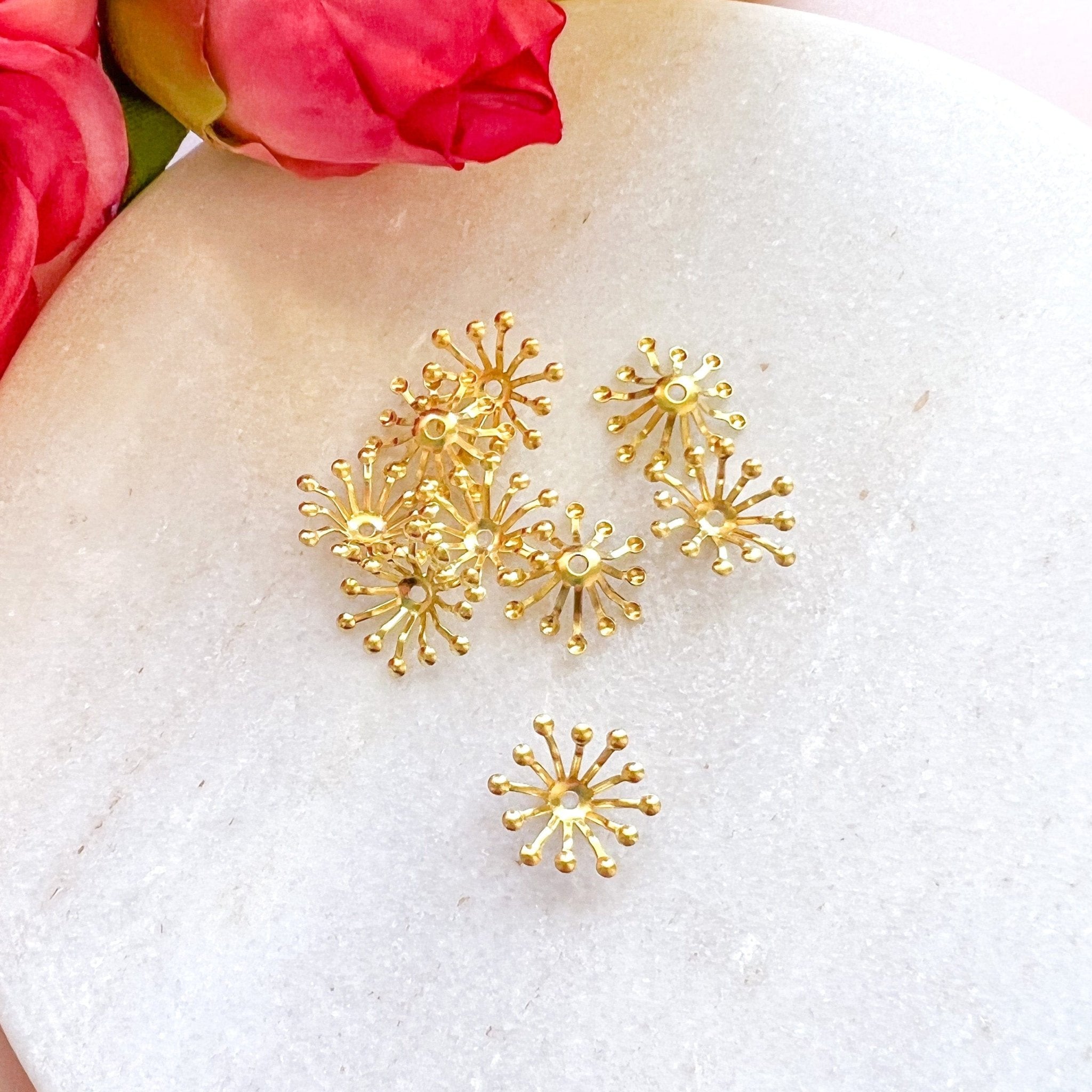 Brass Stamen 1 Gold (10pc) - Kit & Co.Jewelry Findings