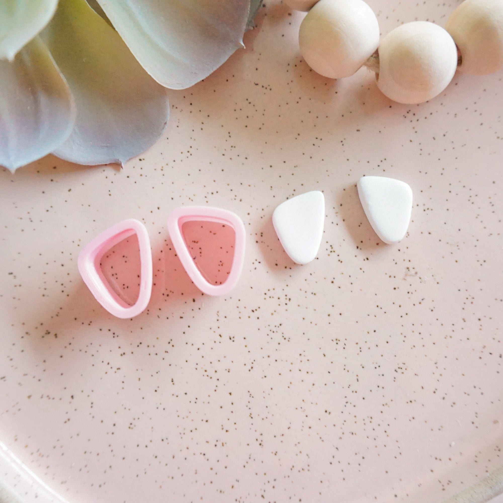 kitandco.com.au Cutter Angled Stud Set (2pcs)