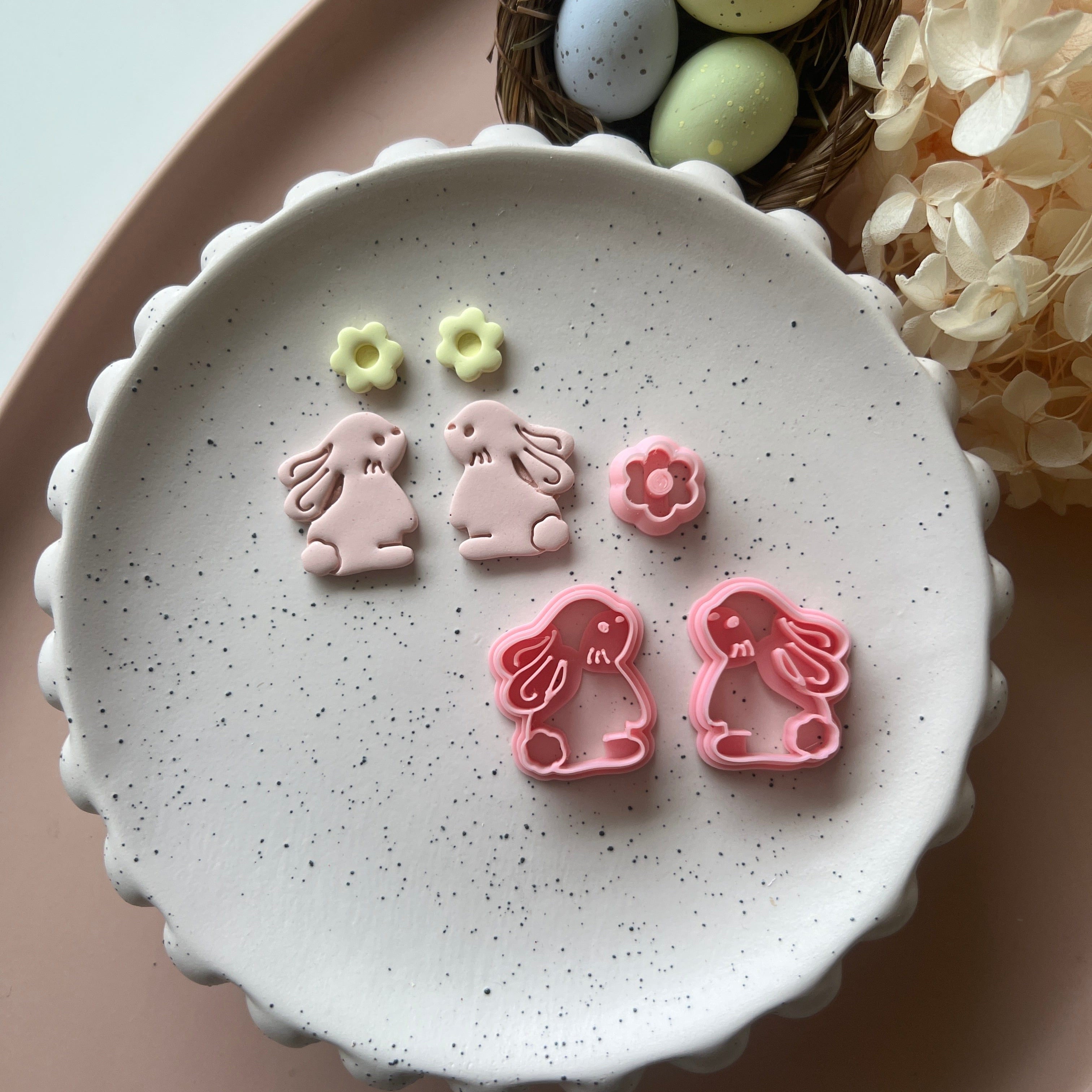 kitandco.com.au Cutter Bunny & Flower Set (3 pcs)