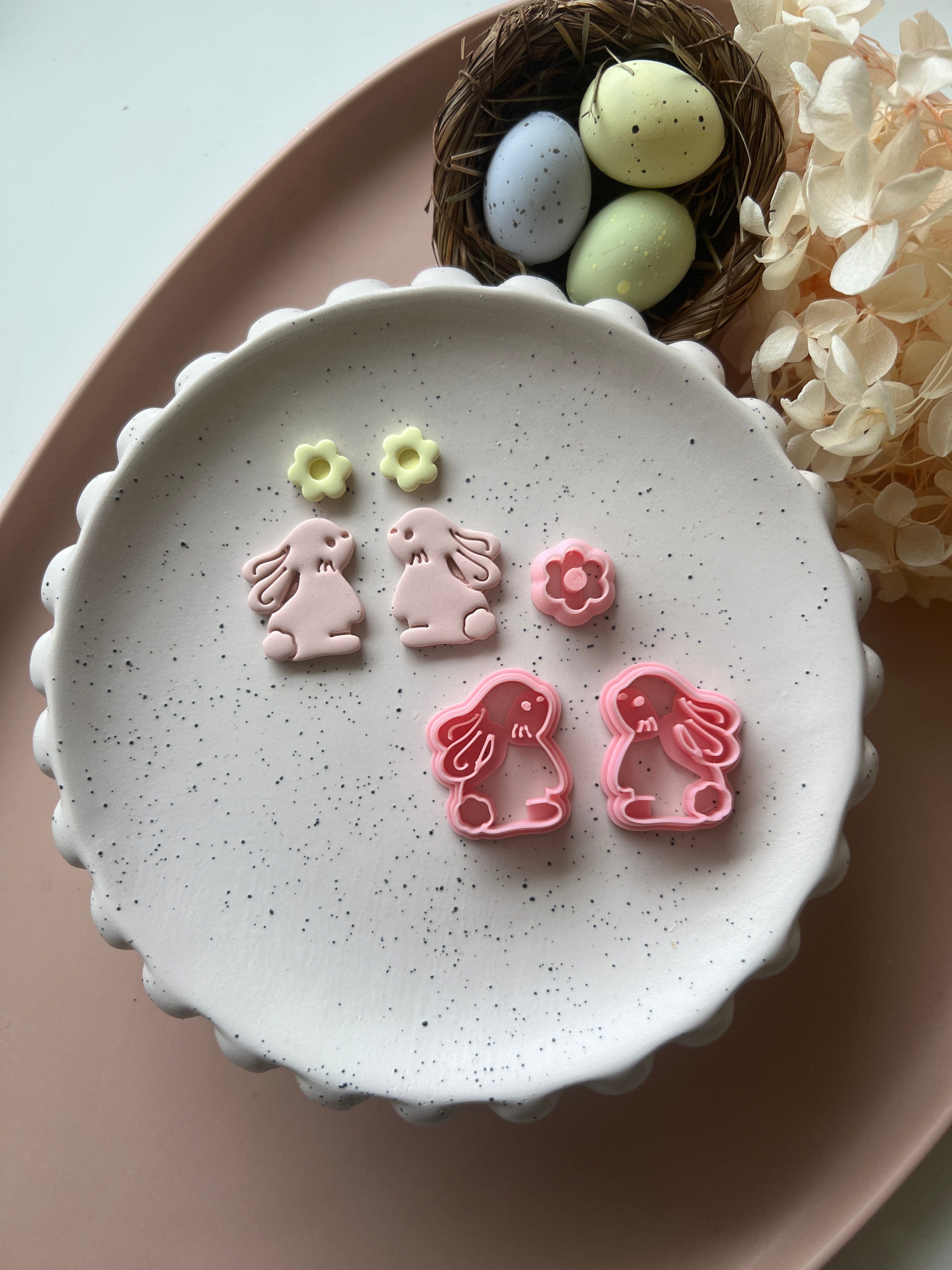 kitandco.com.au Cutter Bunny & Flower Set (3 pcs)