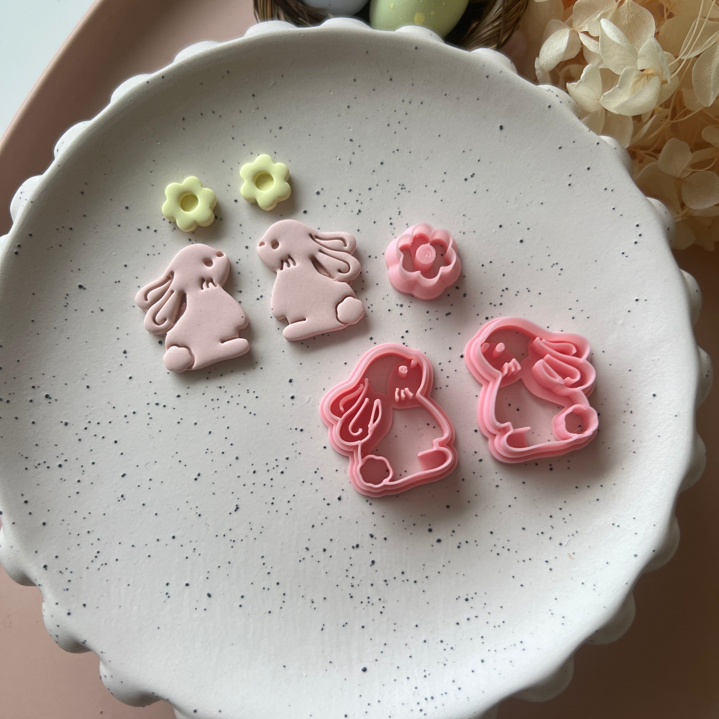 kitandco.com.au Cutter Bunny & Flower Set (3 pcs)