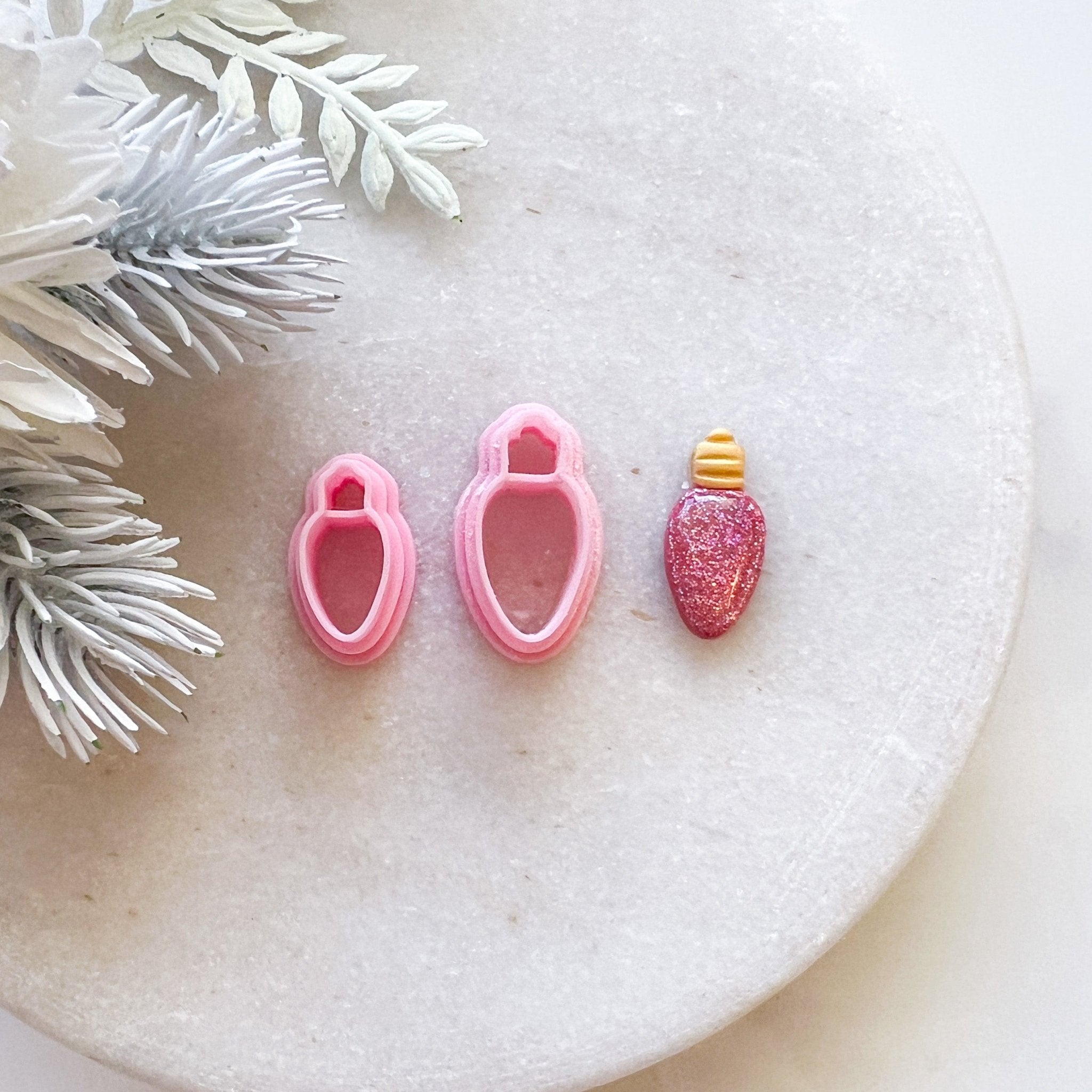 Christmas Bulb Stud (Choose Size) - Kit & Co.CutterStud