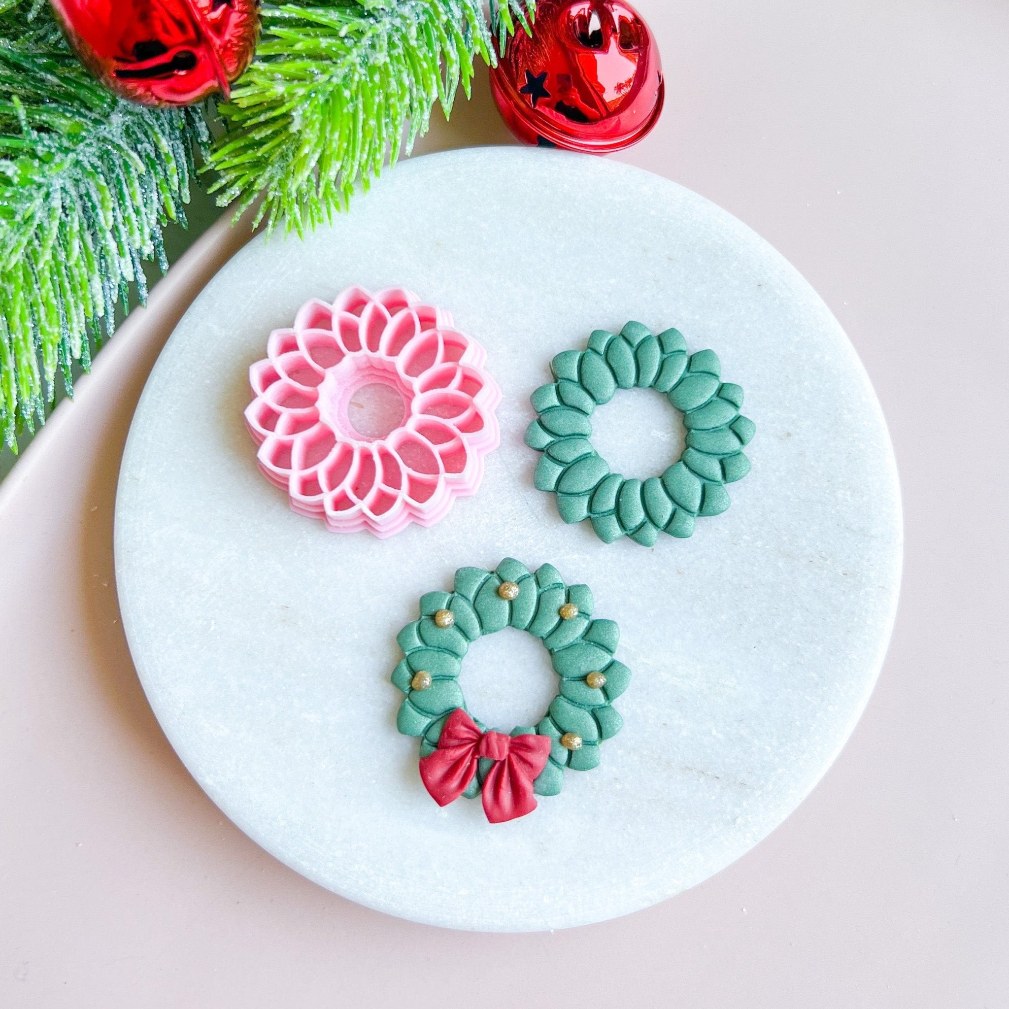 "Detailed Wreath" Clay Cutter - Kit & Co.Cutter