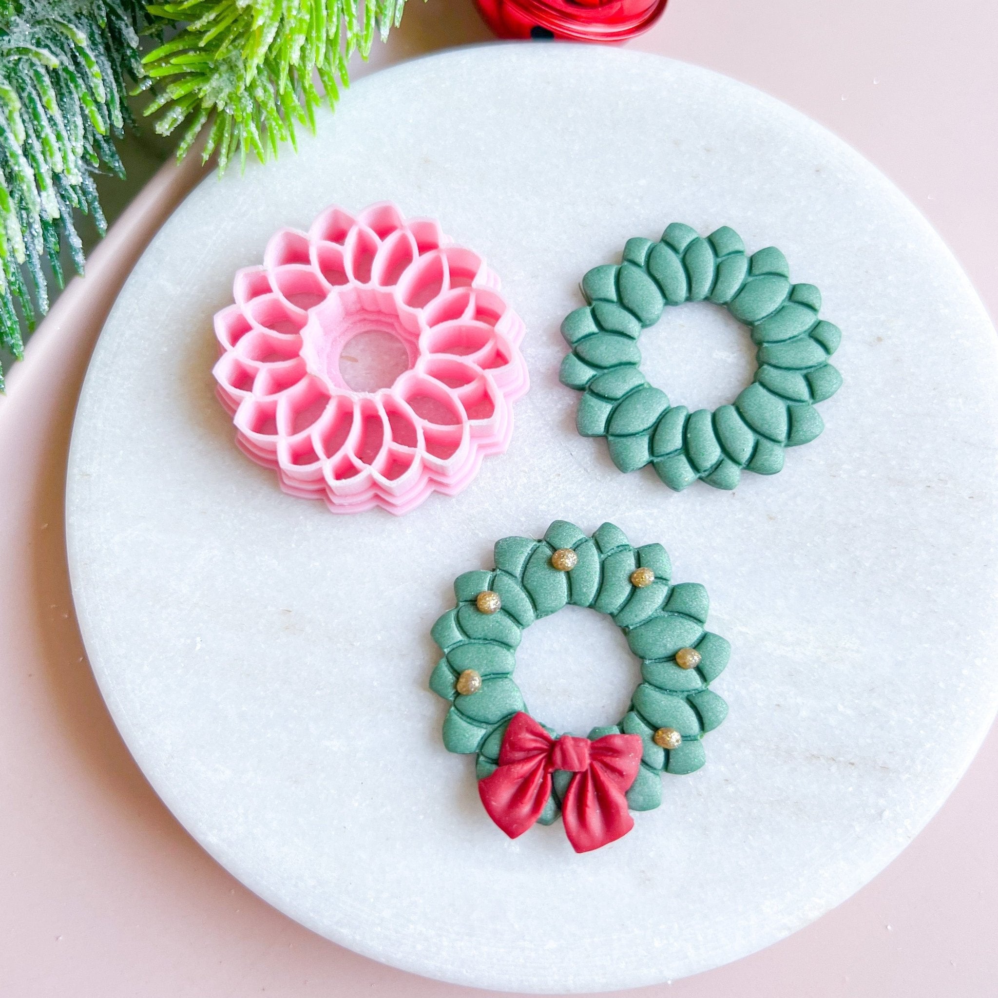 "Detailed Wreath" Clay Cutter - Kit & Co.Cutter