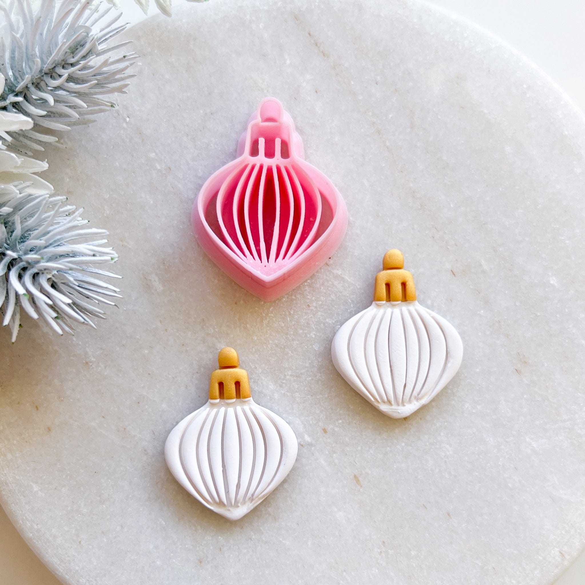 kitandco.com.au Cutter Fancy Bauble - Clay Cutter