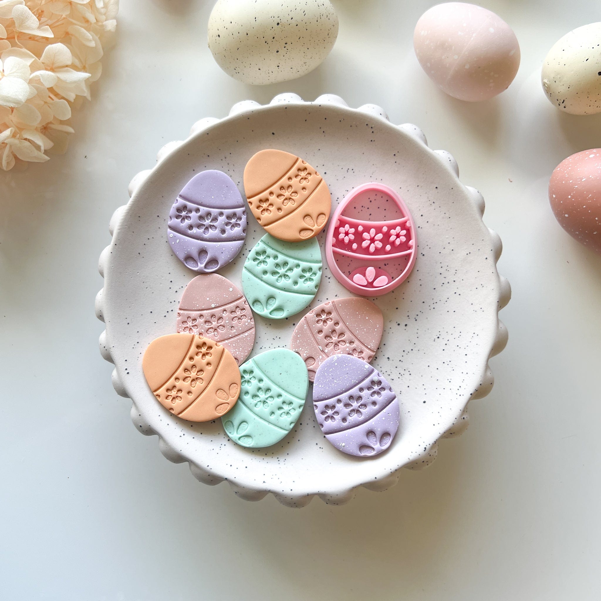 kitandco.com.au Cutter Floral Easter Egg