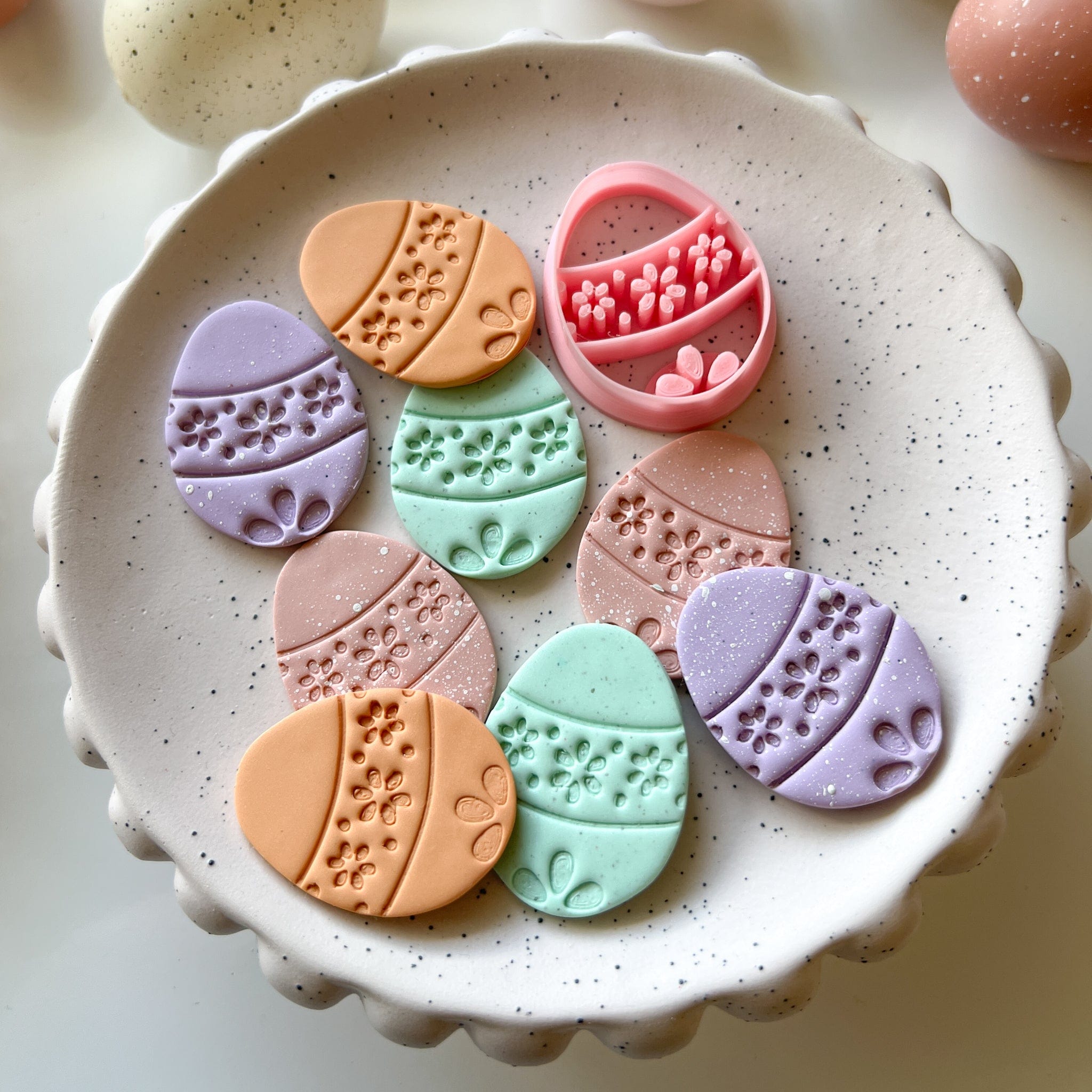 kitandco.com.au Cutter Floral Easter Egg