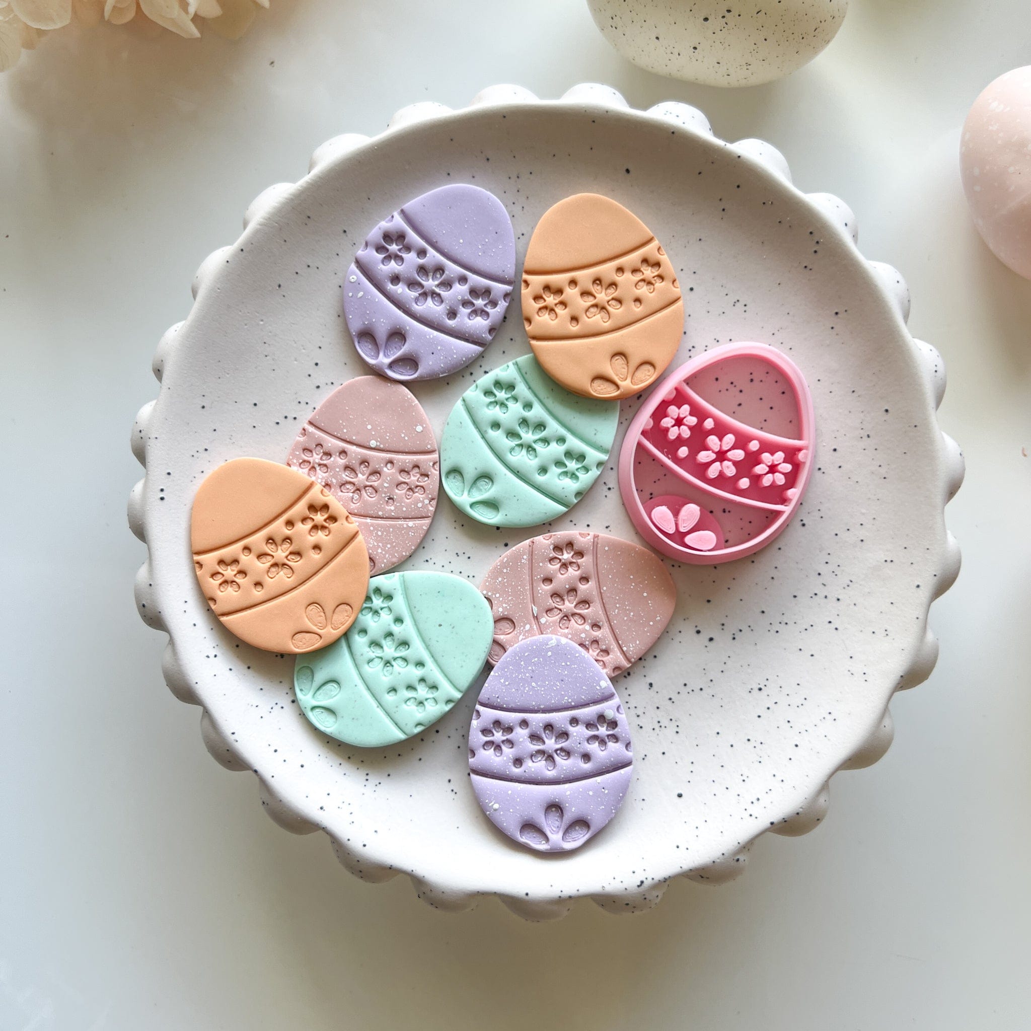 kitandco.com.au Cutter Floral Easter Egg