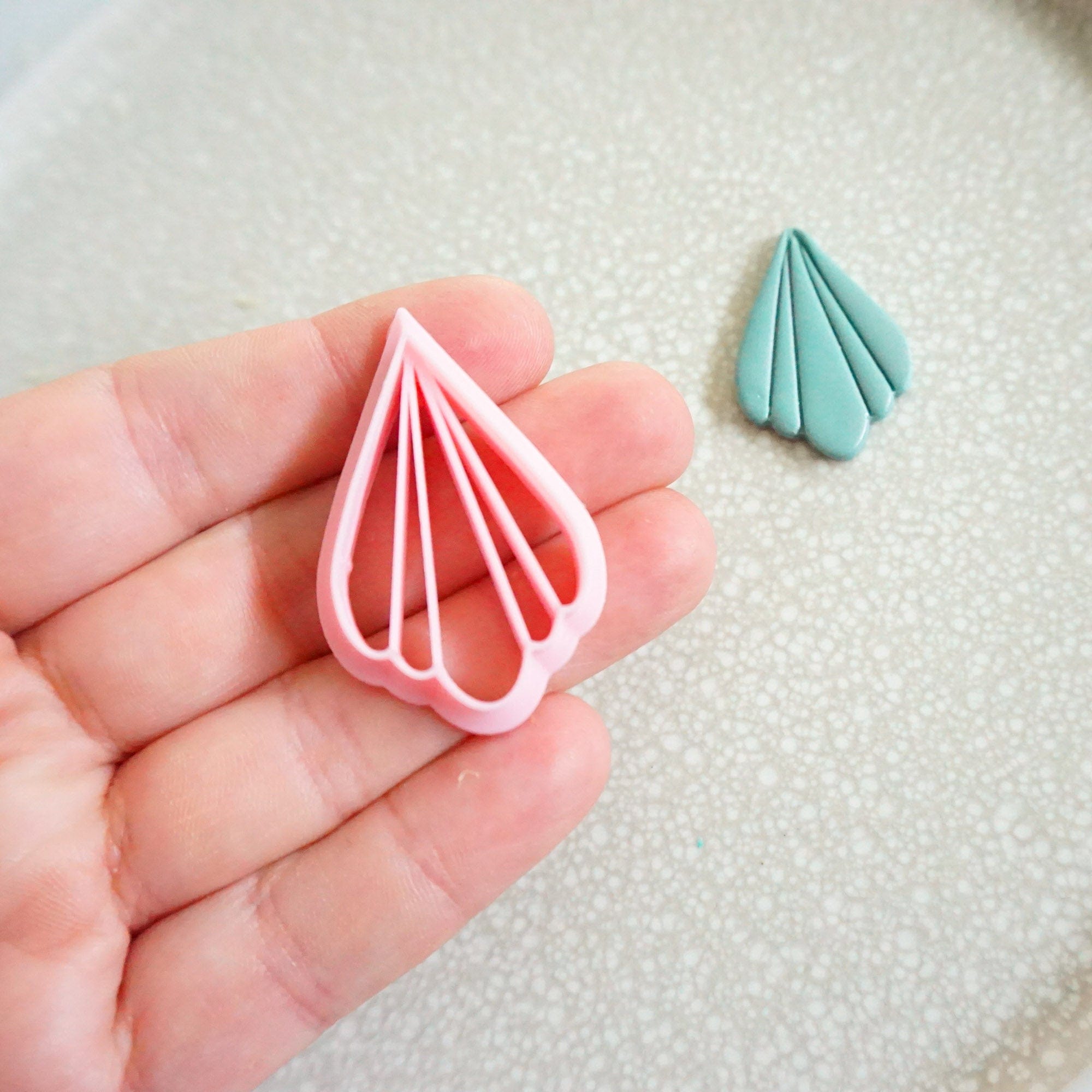 kitandco.com.au Cutter Graceful Dangle with Imprint