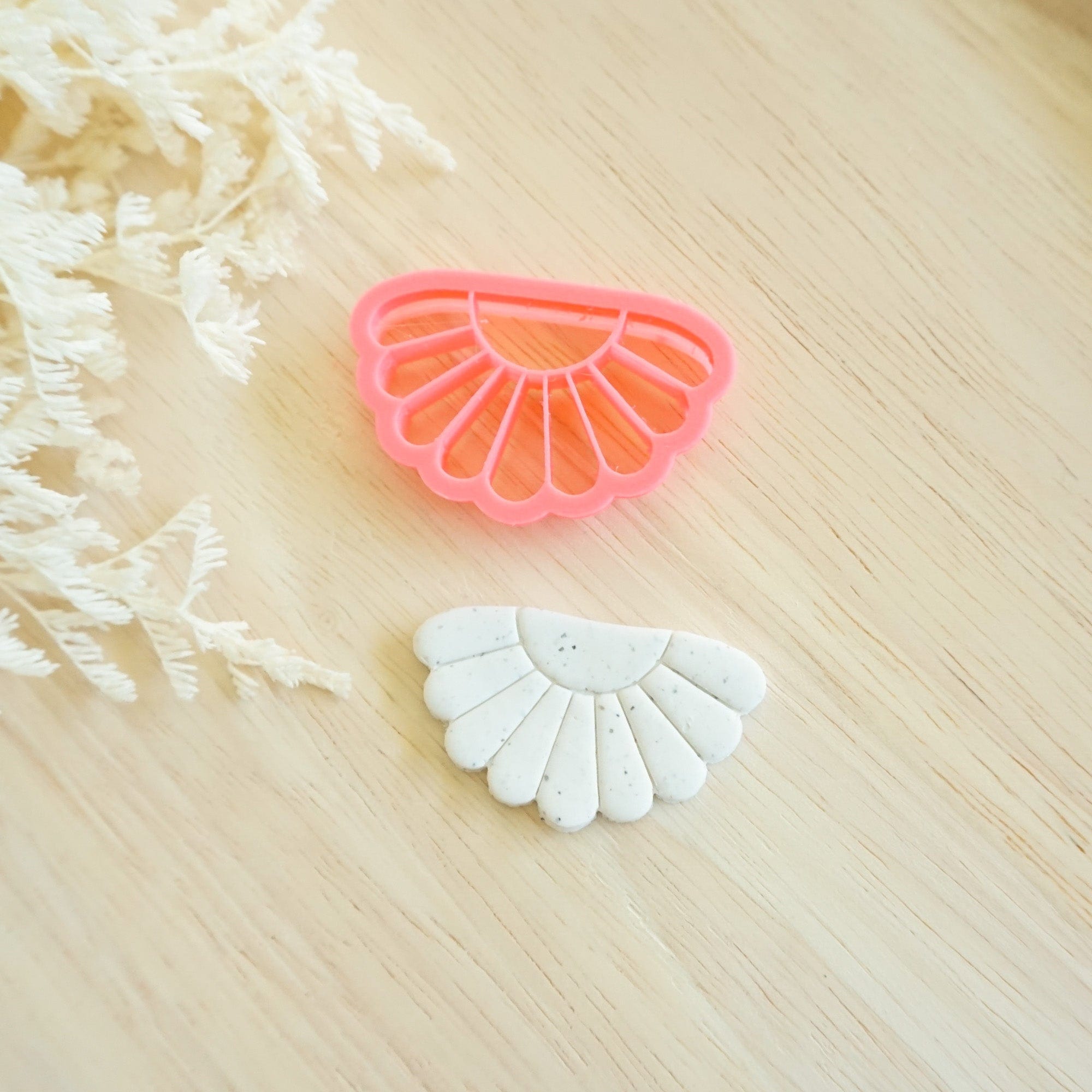 kitandco.com.au Cutter Half Daisy Cutter