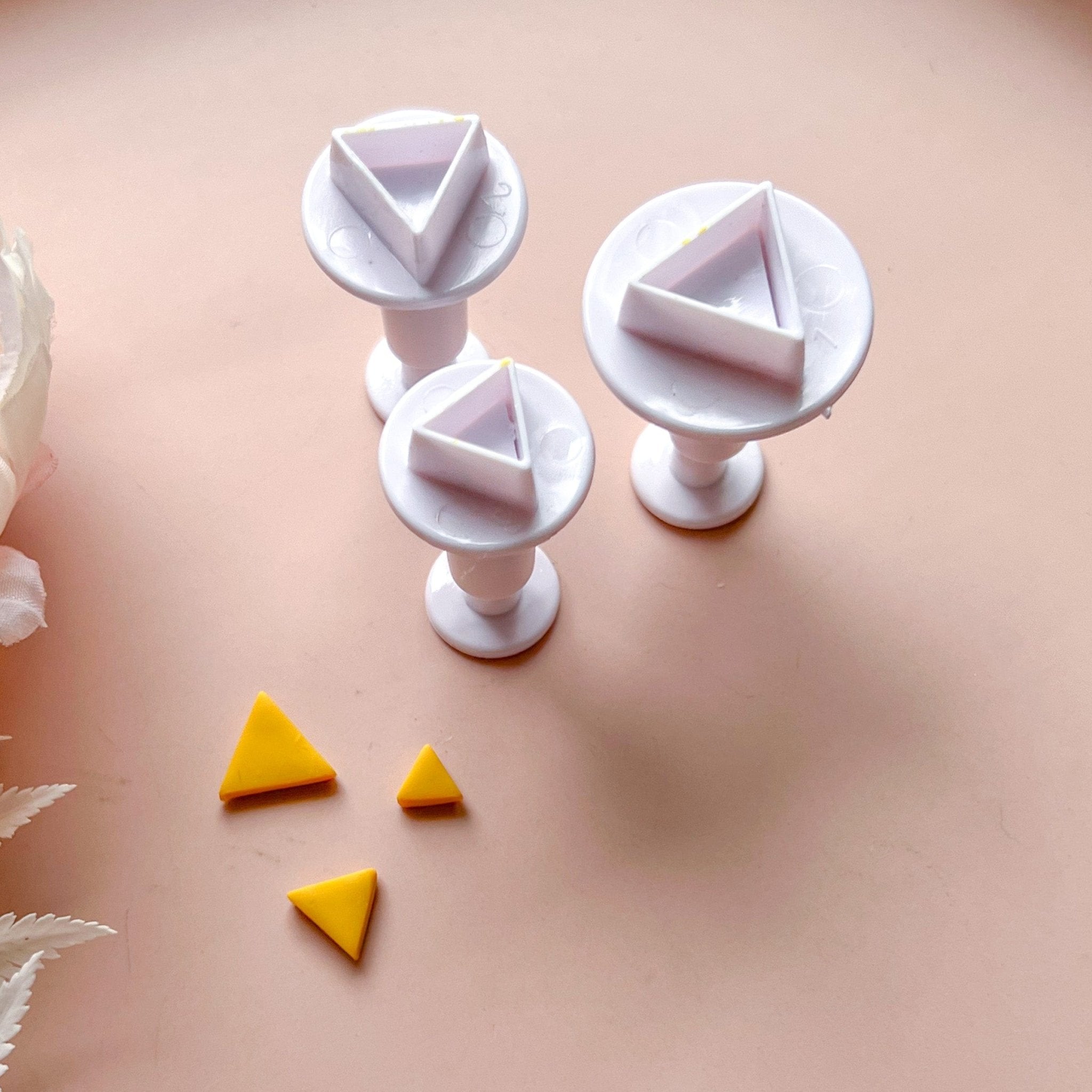 Triangle Push Cutter Set (3 pcs) DISCONTINUED - Kit & Co.Cutter