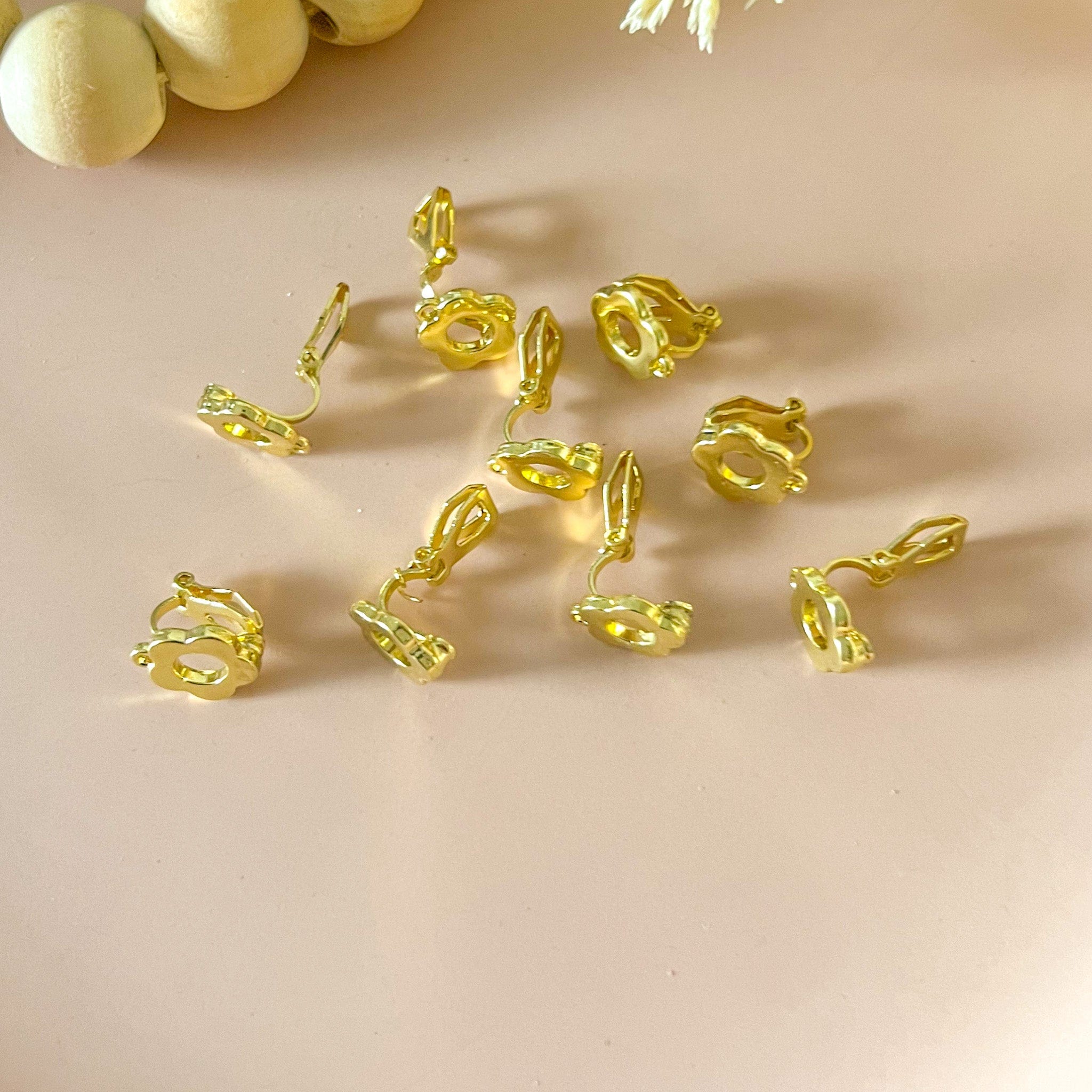 kitandco.com.au "Daisy" - Clip On Earring Stud - 10