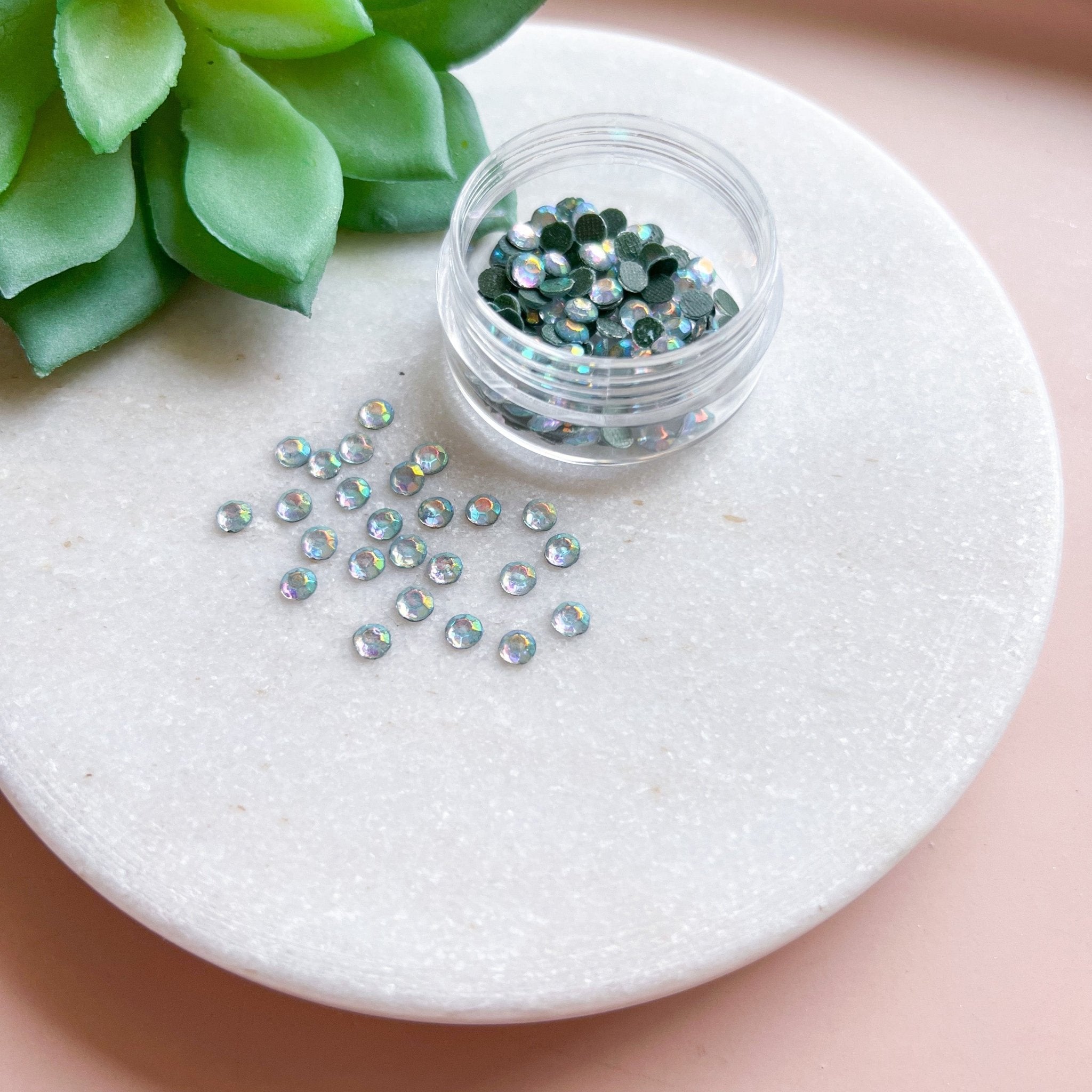 Glass Rhinestones Pot - Silver - Kit & Co.mica