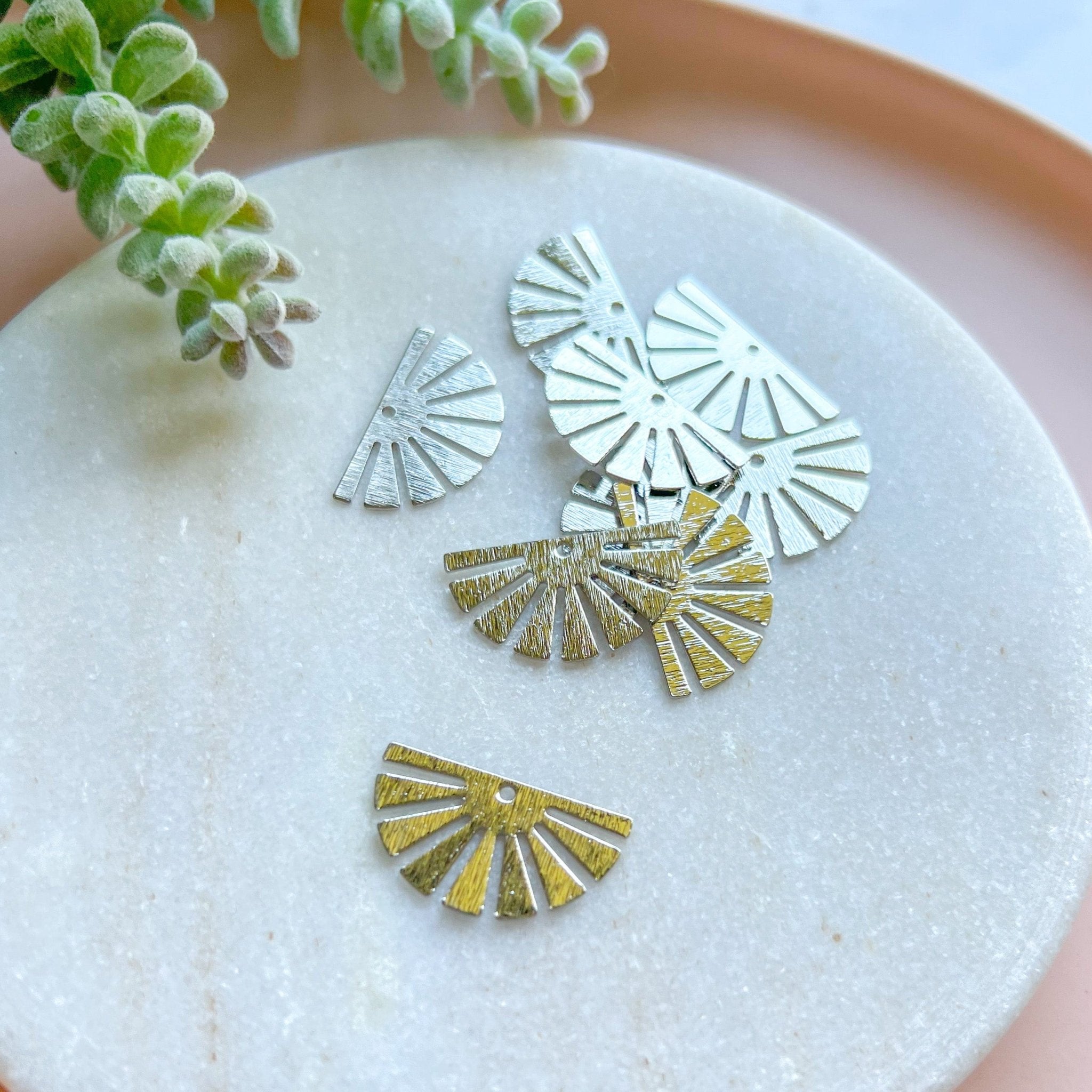 Sun Ray Charm - 10 pcs (Choose Colour) - Kit & Co.Jewelry FindingsGold