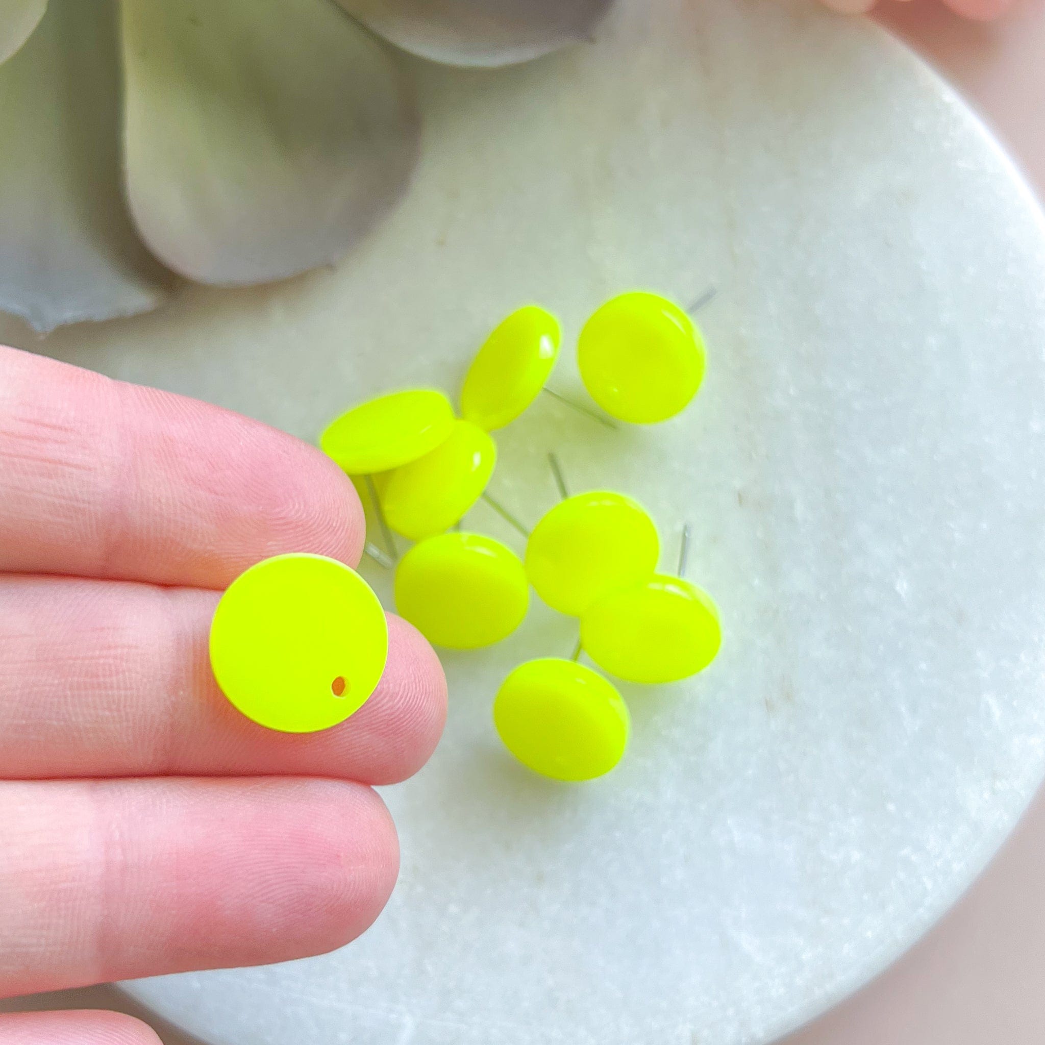 kitandco.com.au Tools Circle Acrylic Post - Fluro Yellow (10 pcs)