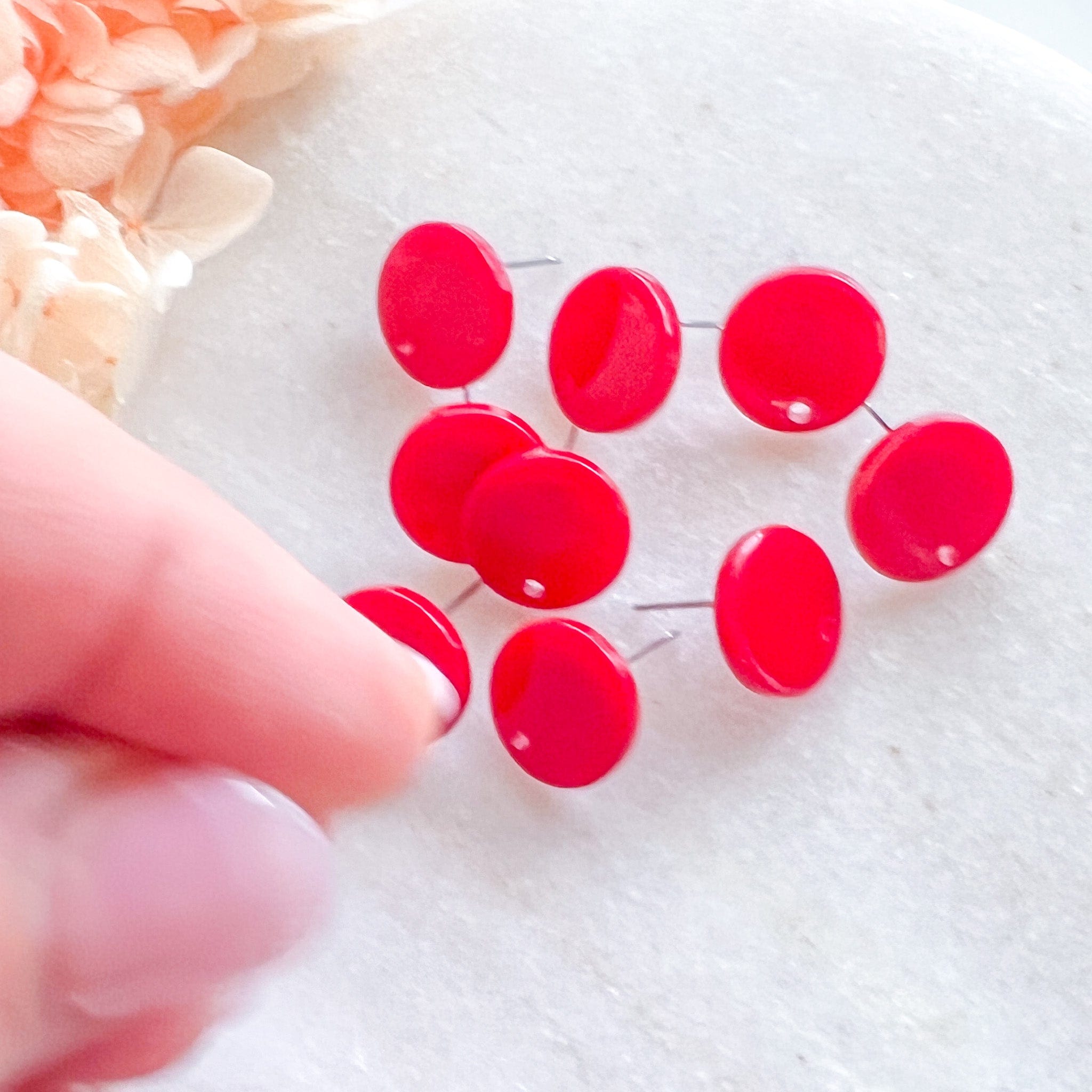 kitandco.com.au Tools Circle Acrylic Post - Red (10 pcs)