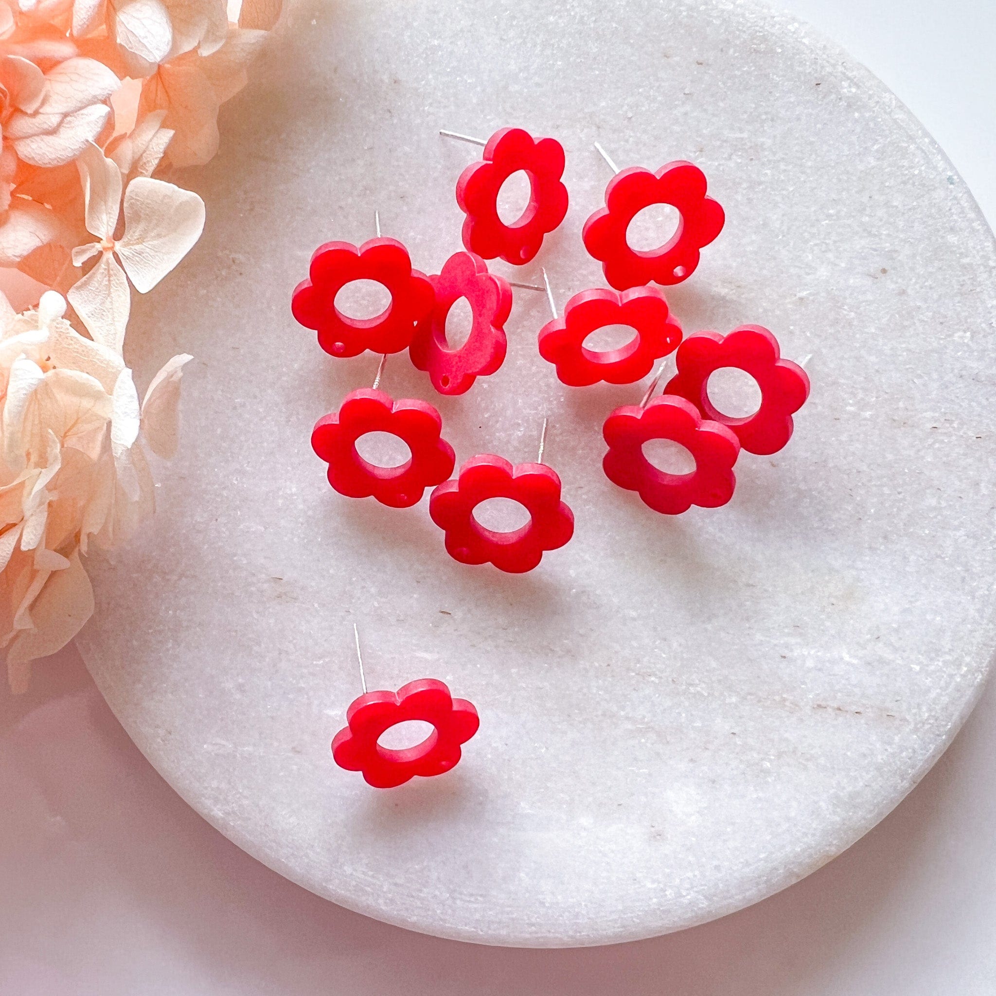 kitandco.com.au Tools Flower Acrylic Post - Red (10 pcs)