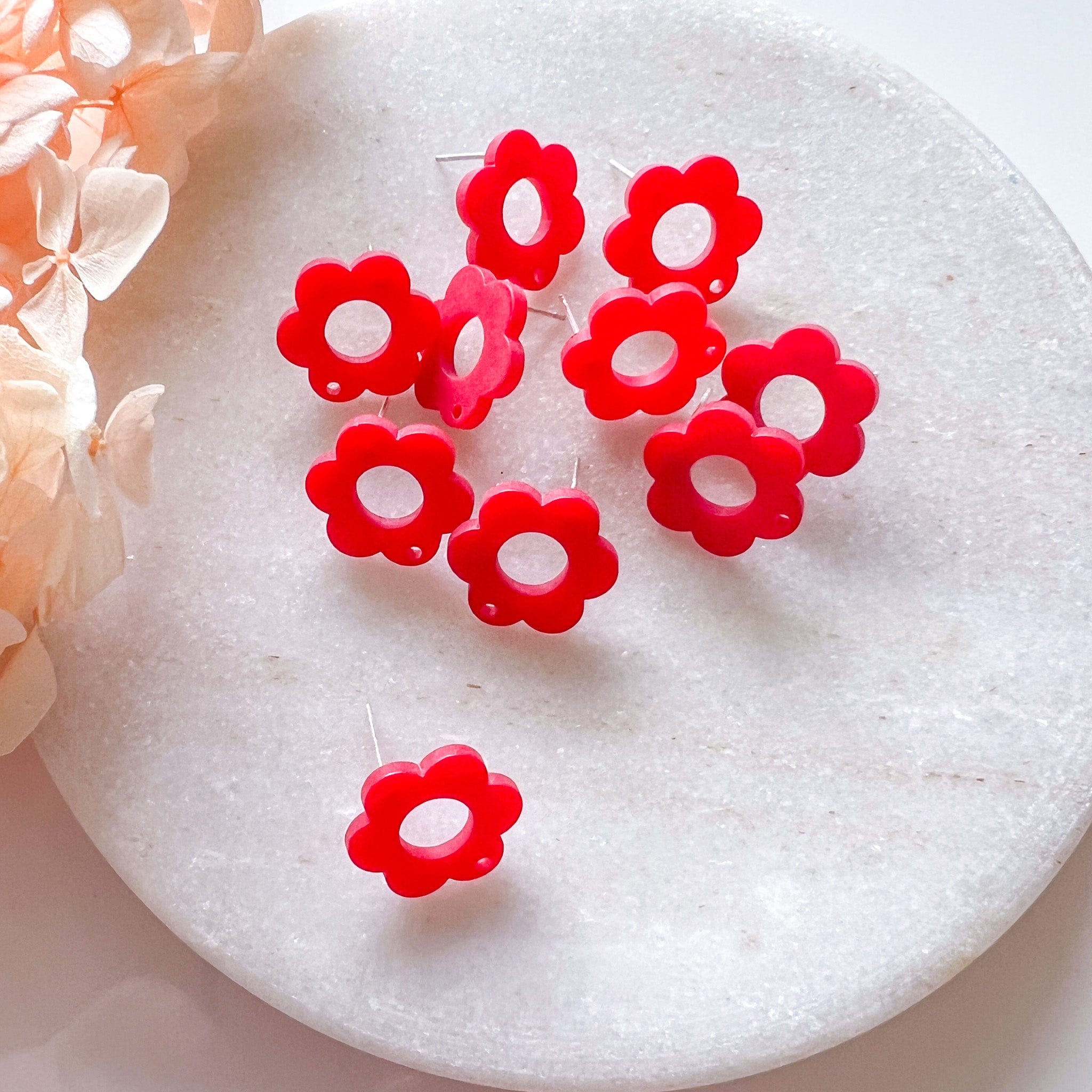 kitandco.com.au Tools Flower Acrylic Post - Red (10 pcs)