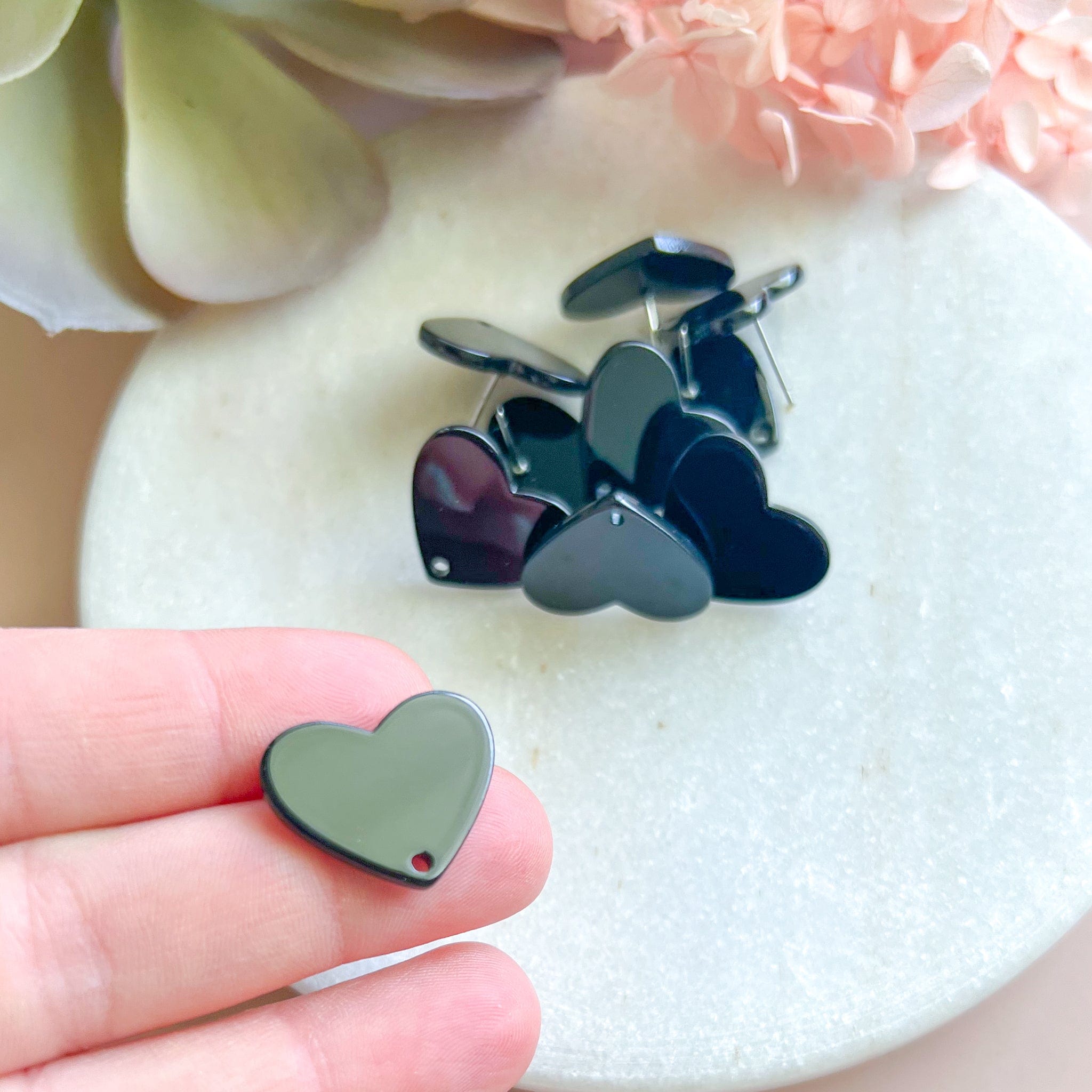 kitandco.com.au Tools Heart Acrylic Post - Black (10 pcs)