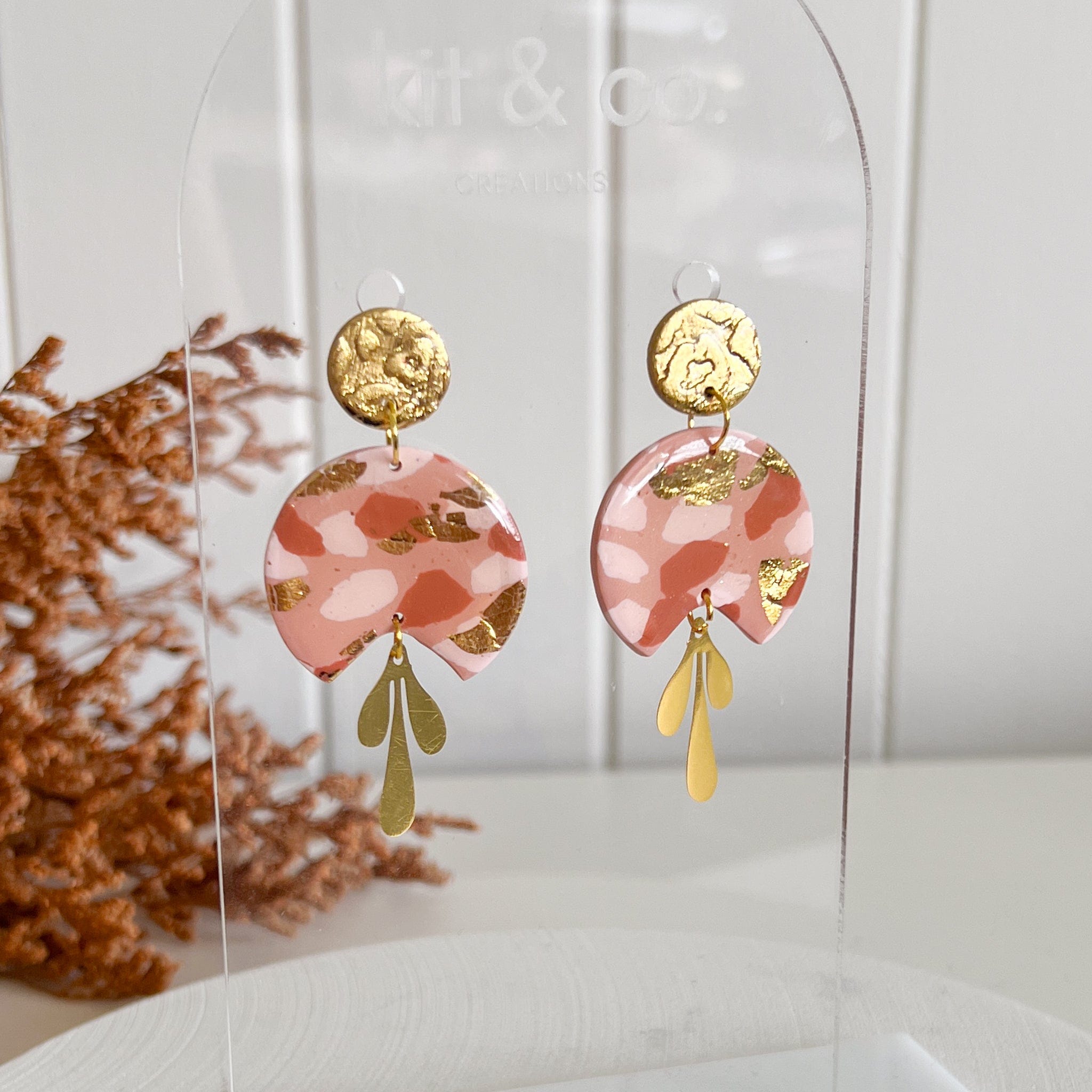 kitandco.com.au Tools "Three Petal" Charm (10pcs)