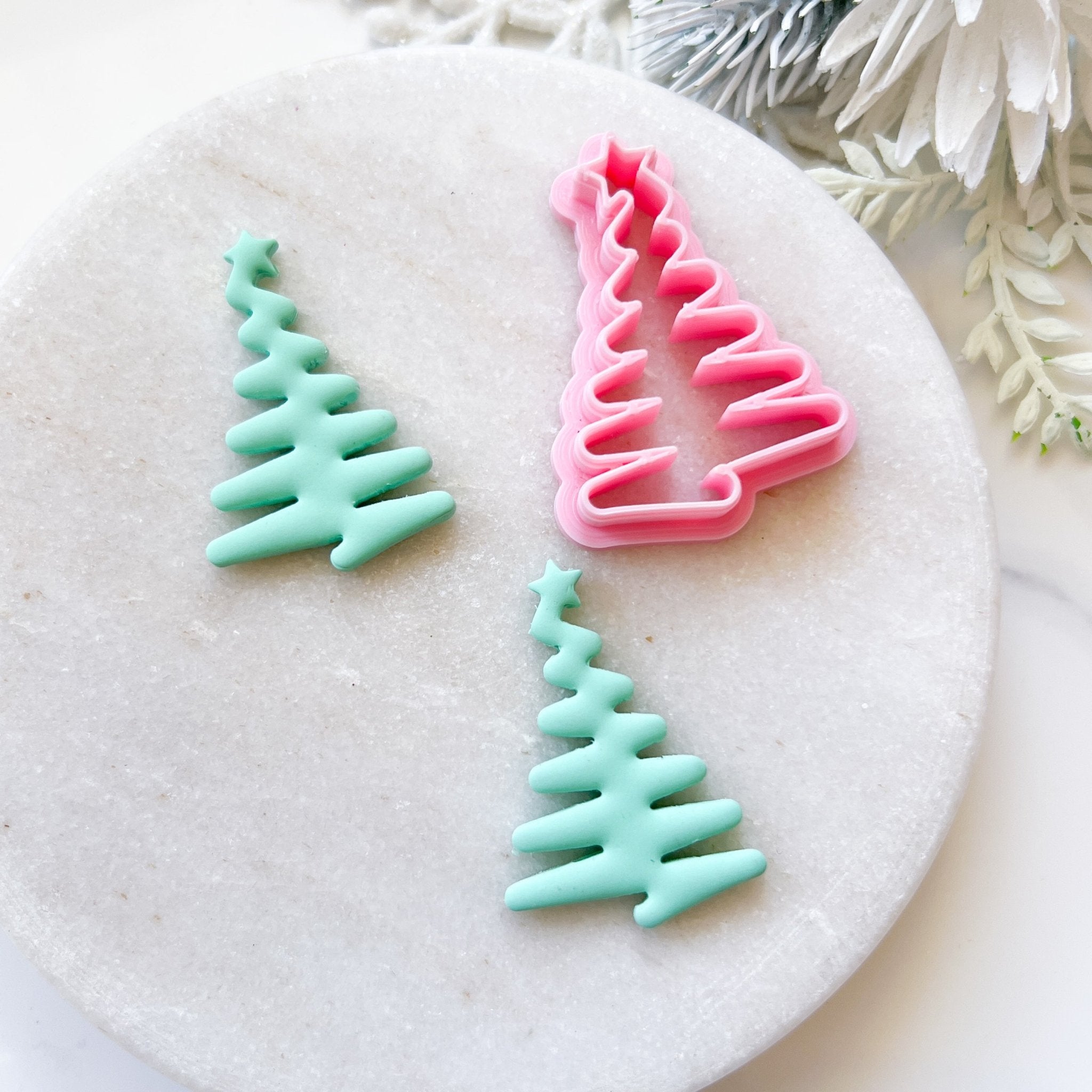 “Christmas Tree 5" Clay Cutter - Kit & Co.Cutter25mm