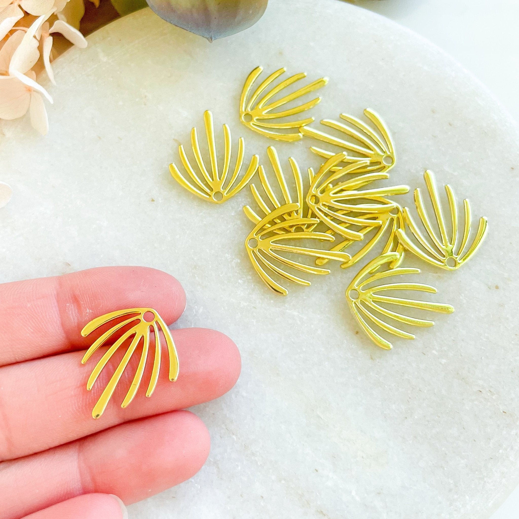 "Chloe" Charm - 10 pcs - Kit & Co.Jewelry Findings