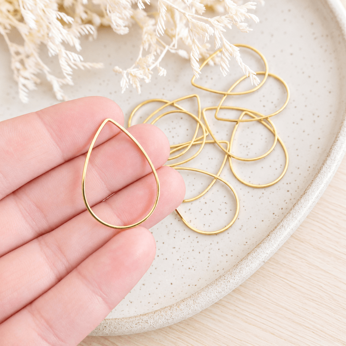 Large Teardrop Connector (20 pcs) Choose Colour - Kit & Co.Jewelry FindingsGold