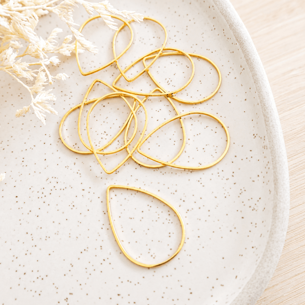 Large Teardrop Connector (20 pcs) Choose Colour - Kit & Co.Jewelry FindingsGold