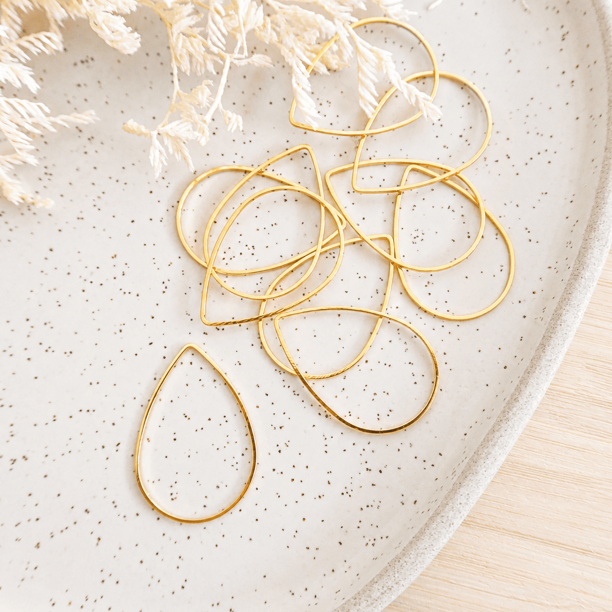 Large Teardrop Connector (20 pcs) Choose Colour - Kit & Co.Jewelry FindingsGold