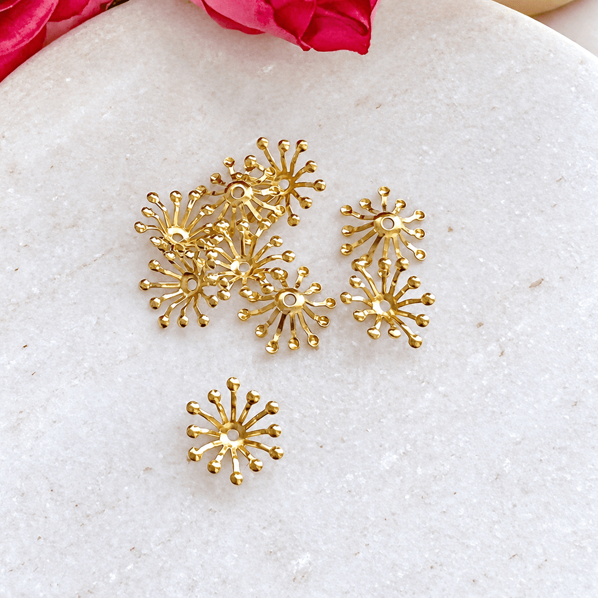 Brass Stamen 1 Gold (10pc) - Kit & Co.Jewelry Findings