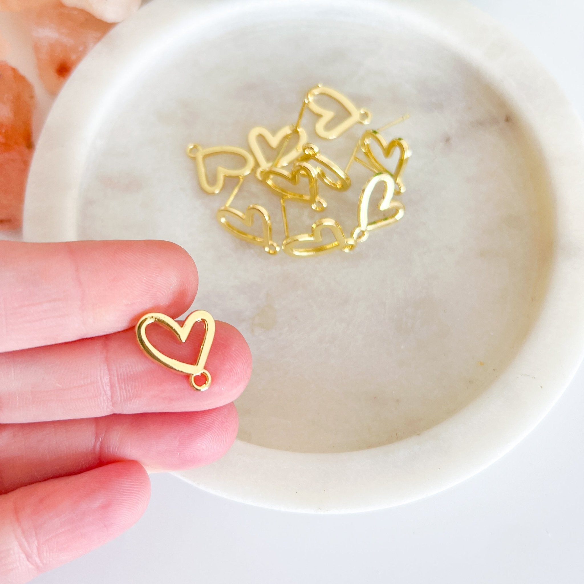 “Heart" - Earring Post (10 pcs) - Kit & Co.Tools