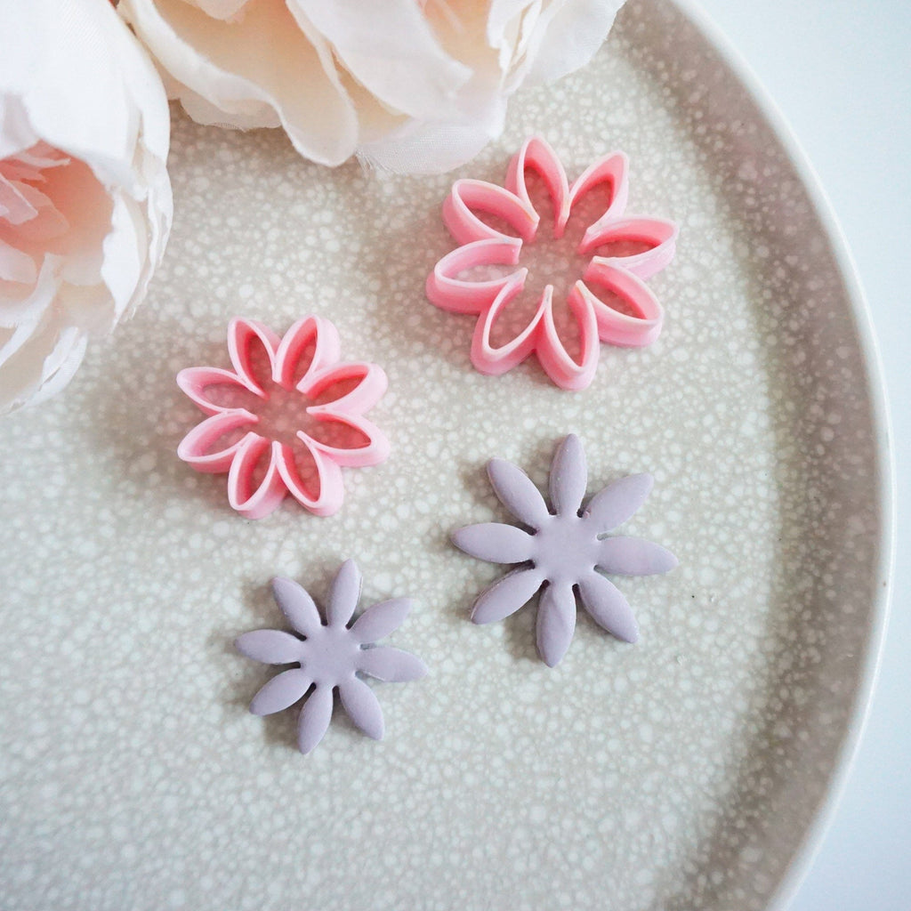 kitandco.com.au Cutter 8 Petal Flower Set (2pcs)