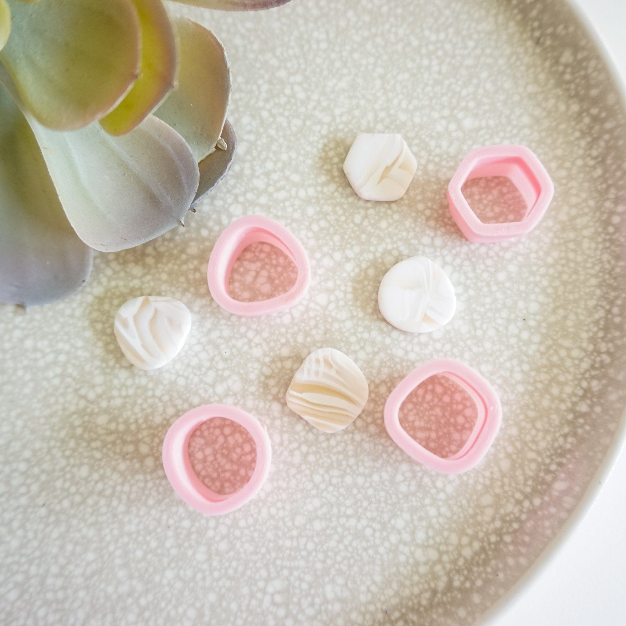 kitandco.com.au Cutter Abstract Stud Set (4pcs)