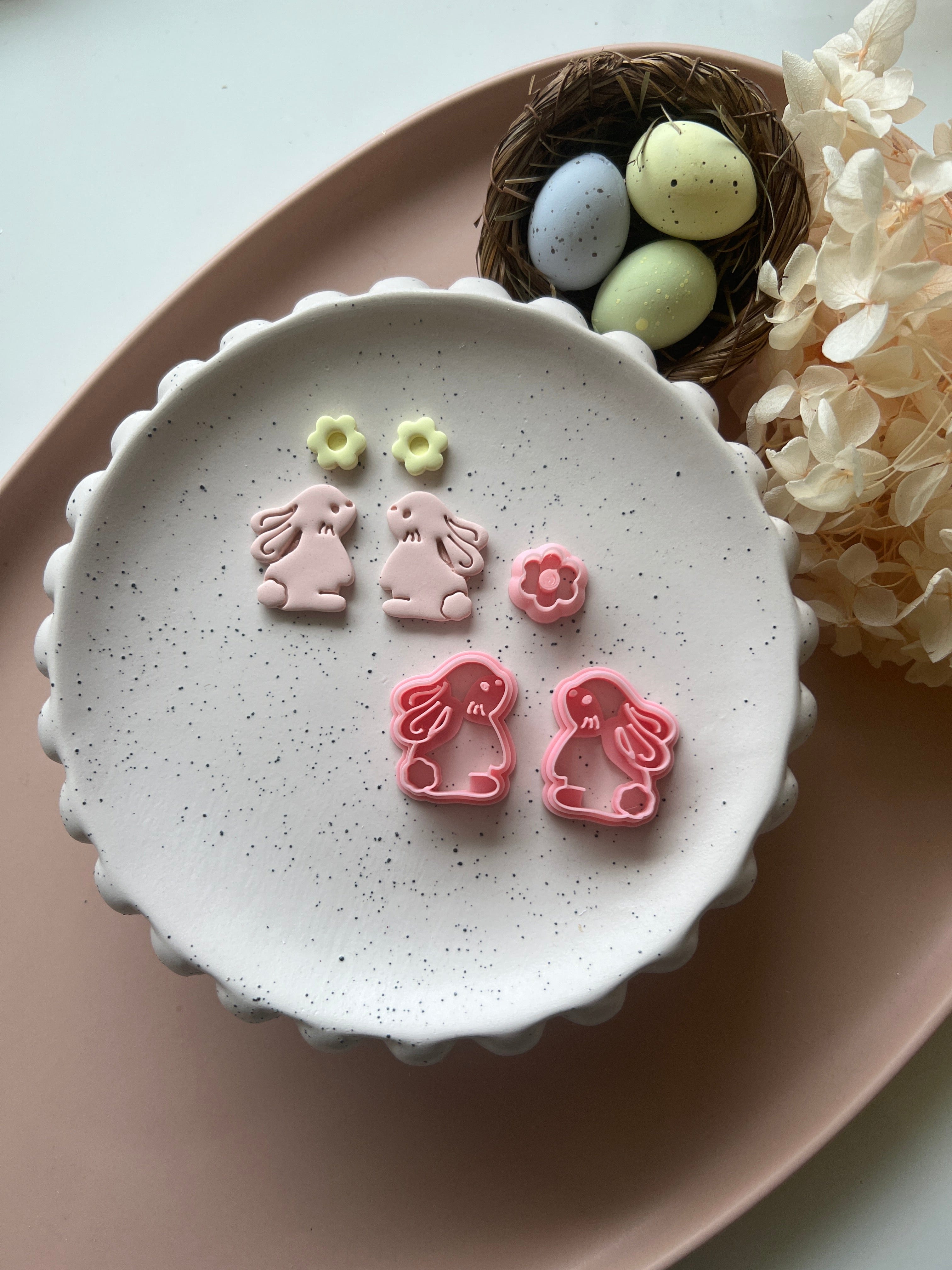 kitandco.com.au Cutter Bunny & Flower Set (3 pcs)