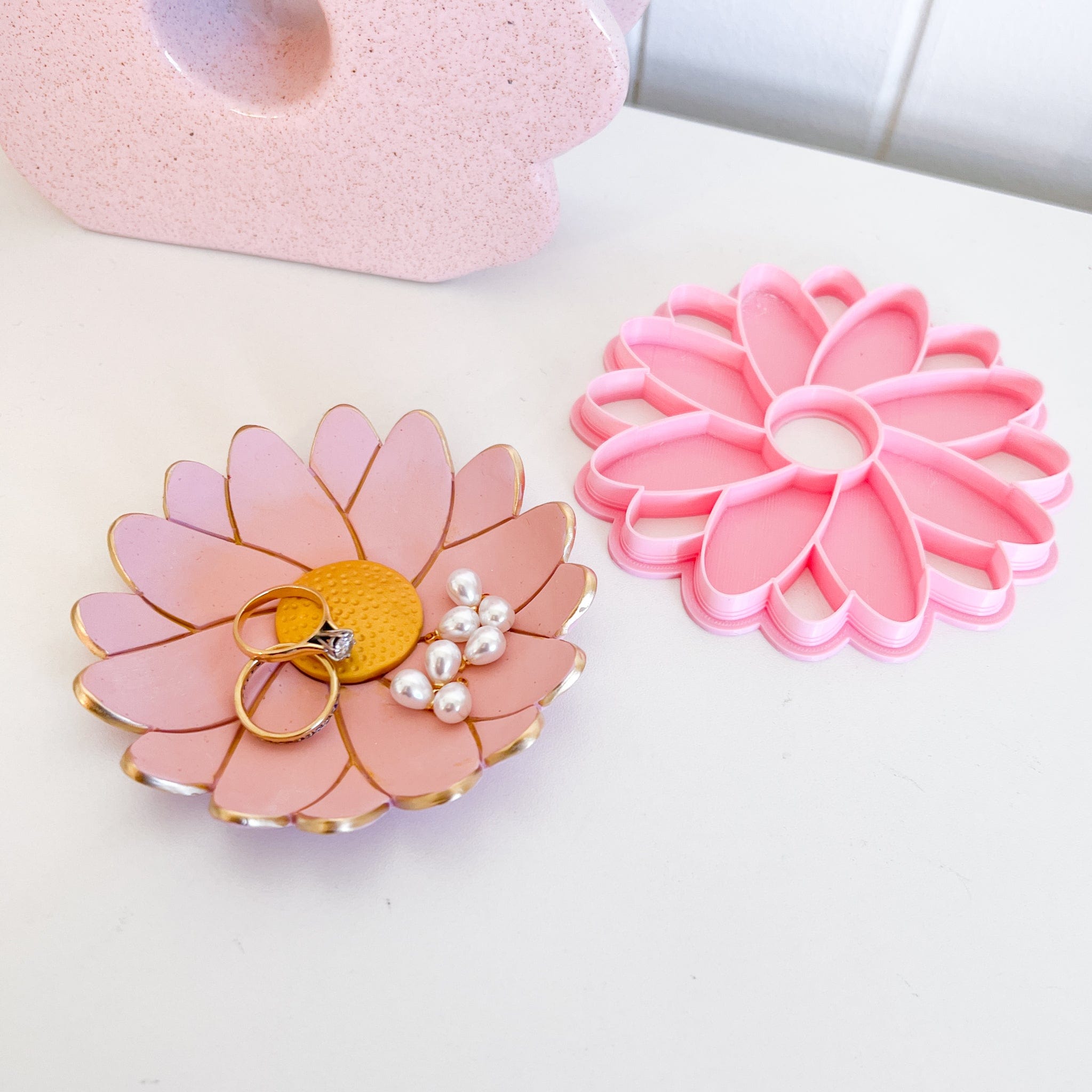 kitandco.com.au Cutter Daisy Trinket Dish Cutter