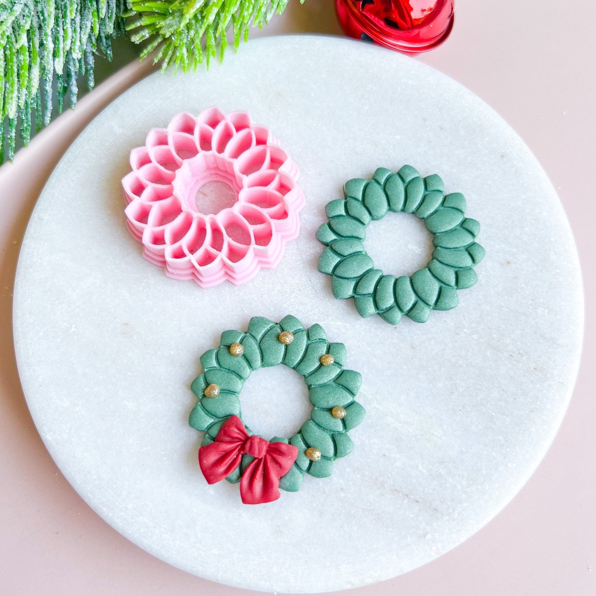 "Detailed Wreath" Clay Cutter - Kit & Co.Cutter